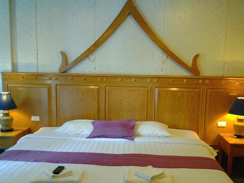 Leng Hotel