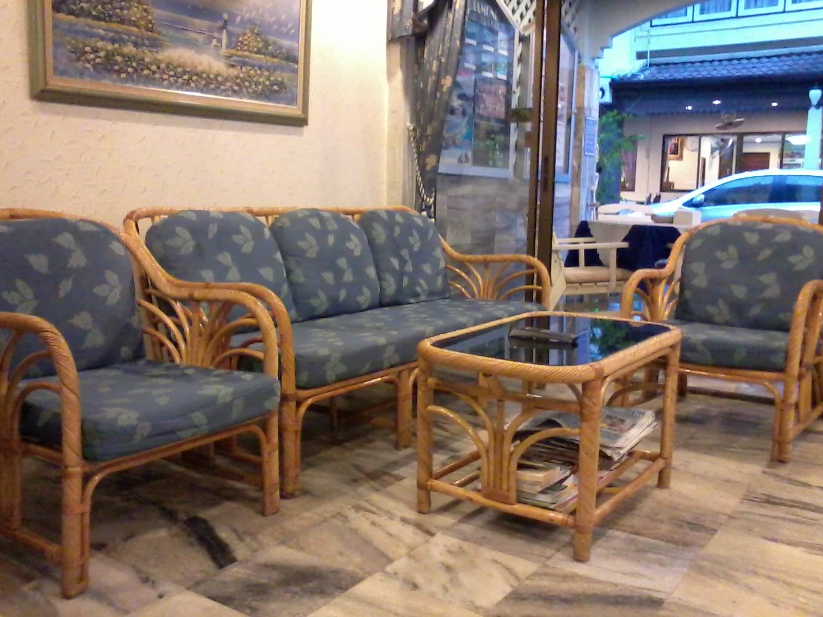 Leng Hotel