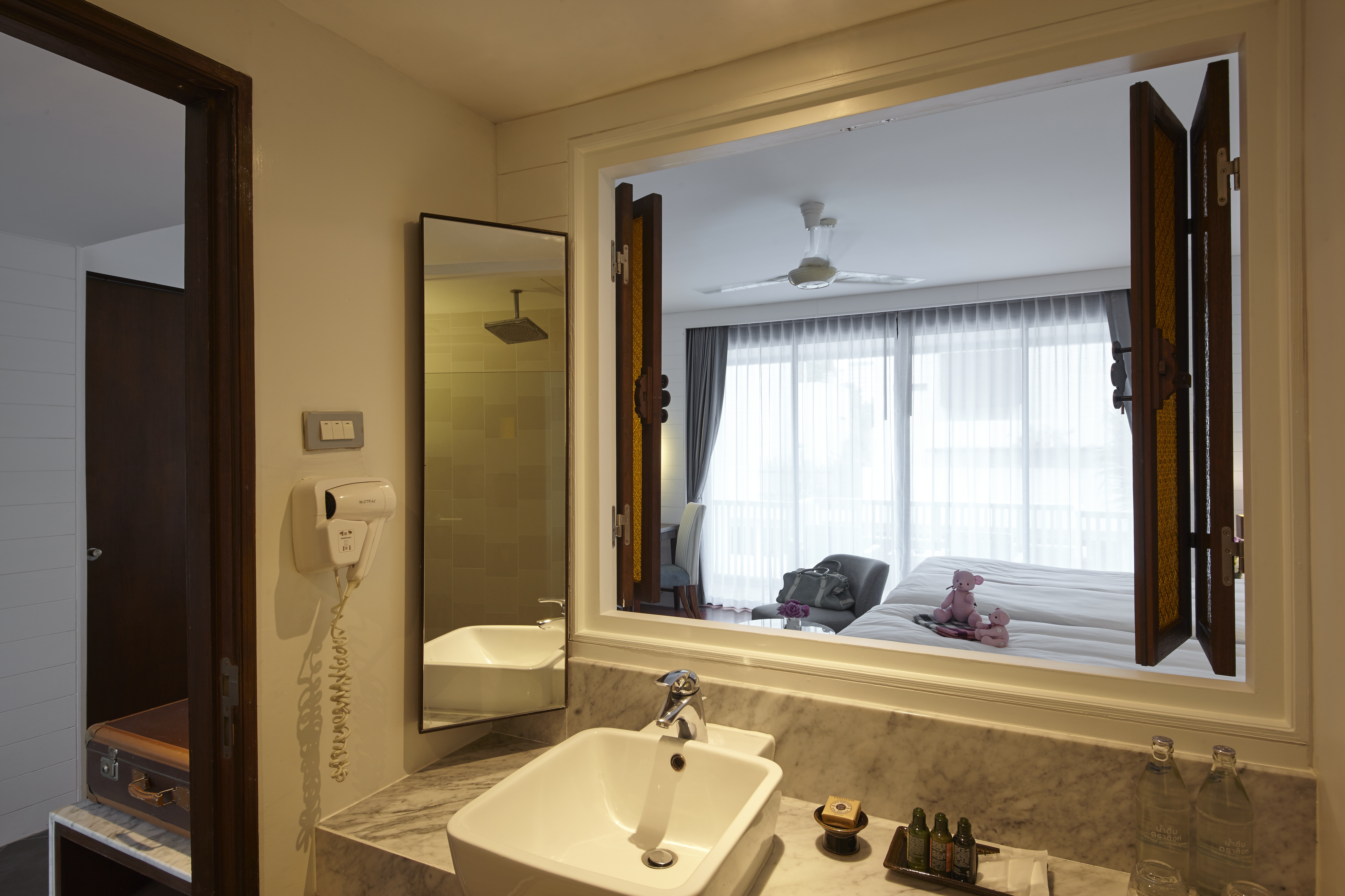 Loligo Resort Hua Hin +A Fresh Twist By Let’s Sea