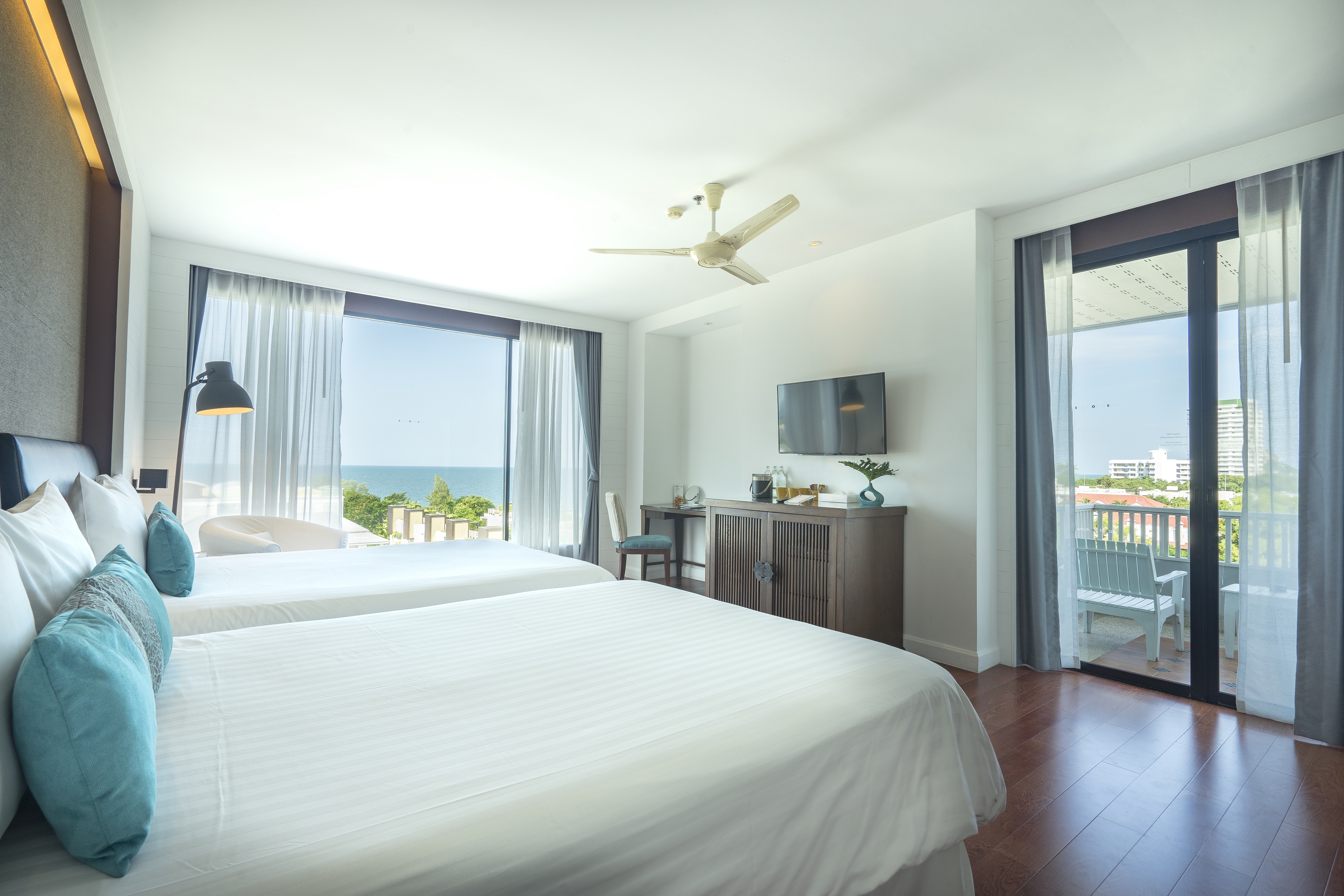Loligo Resort Hua Hin +A Fresh Twist By Let’s Sea