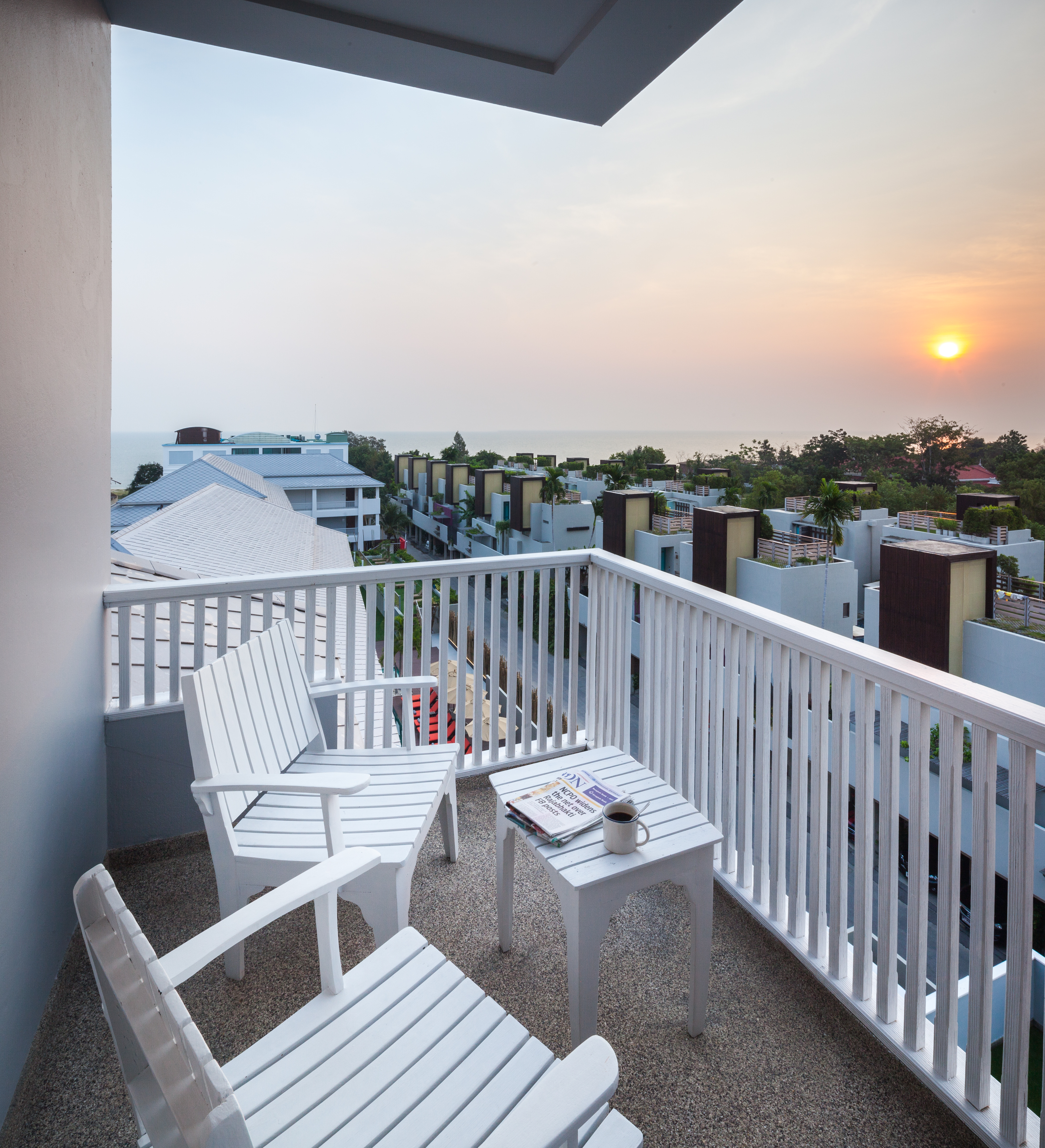 Loligo Resort Hua Hin +A Fresh Twist By Let’s Sea