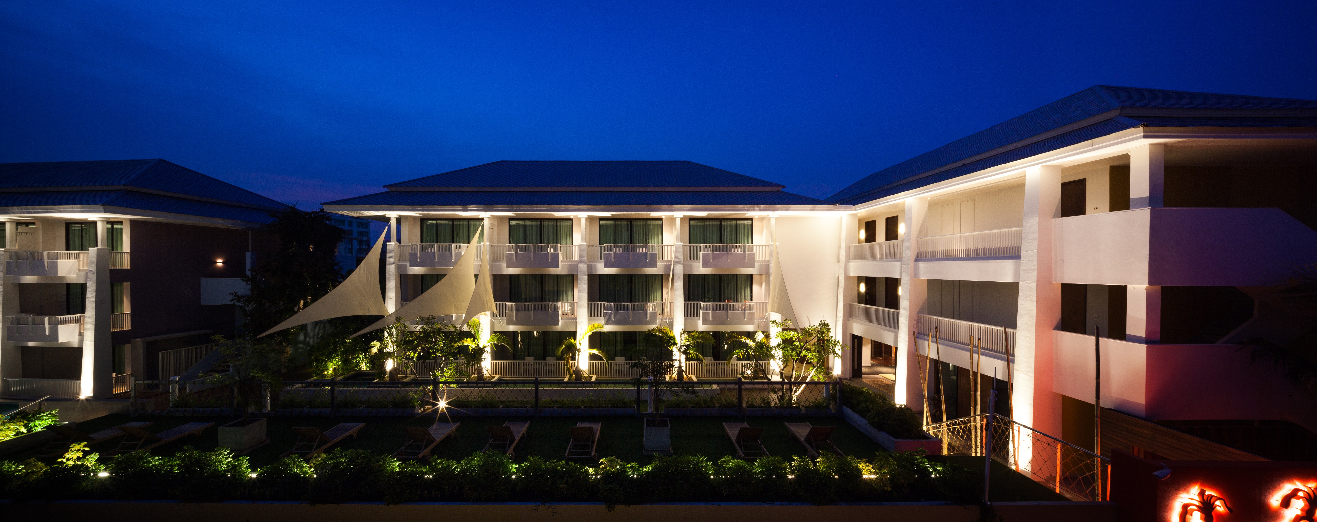 Loligo Resort Hua Hin +A Fresh Twist By Let’s Sea