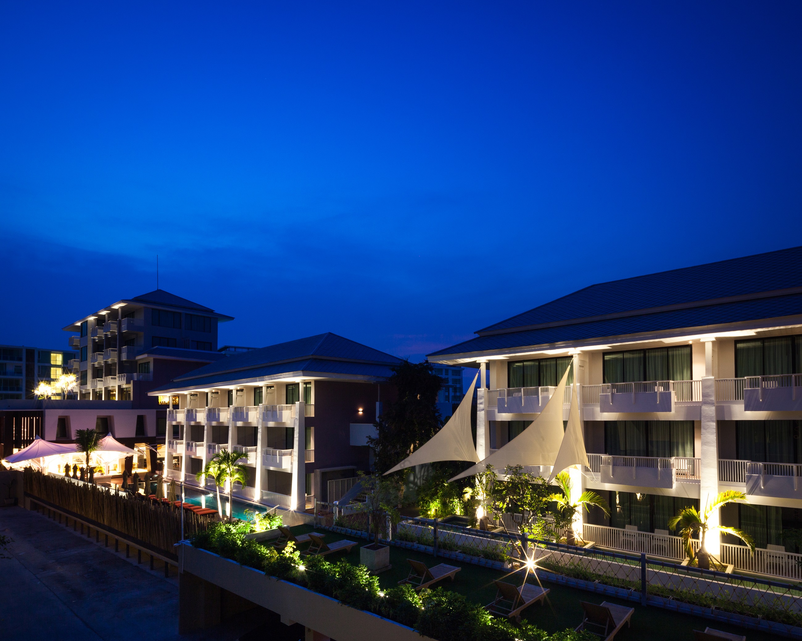 Loligo Resort Hua Hin +A Fresh Twist By Let’s Sea