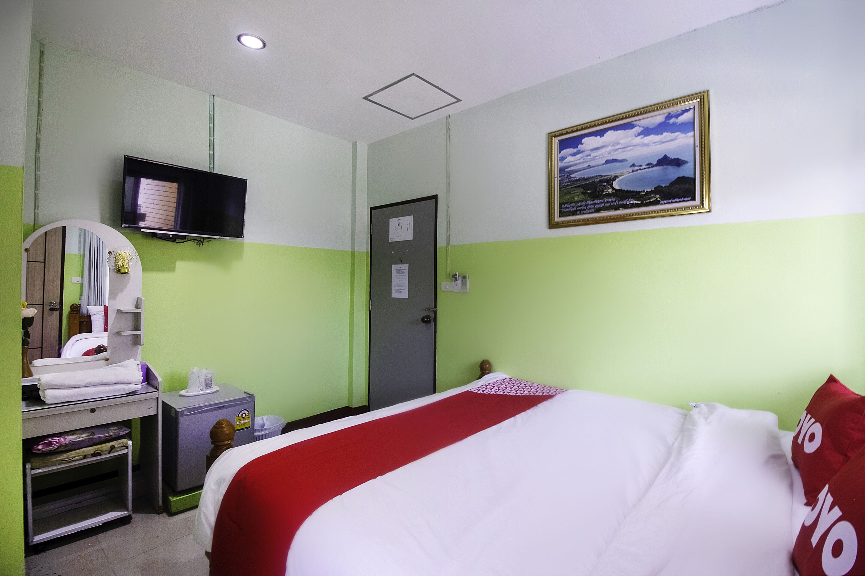 Mountain Beach by Oyo Rooms