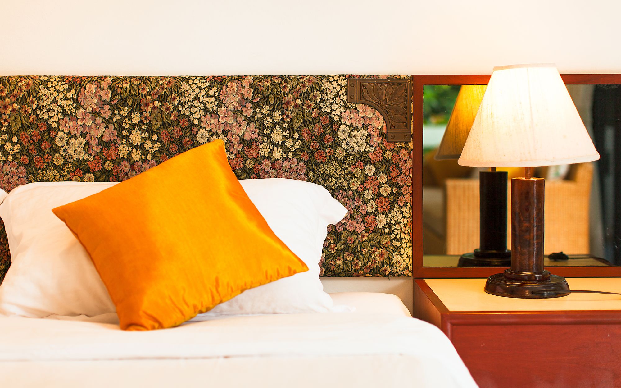 Nern Chalet Beachfront Hotel