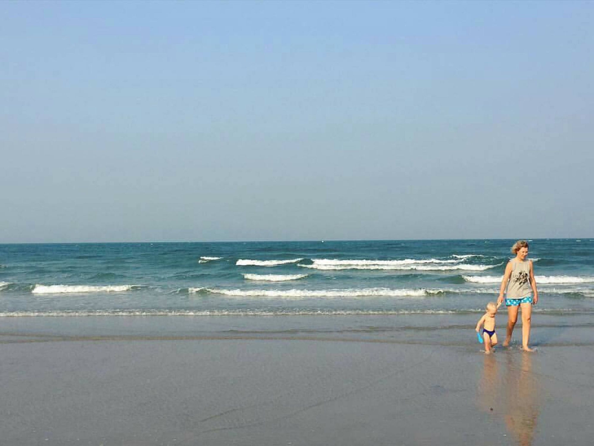 Nern Chalet Beachfront Hotel