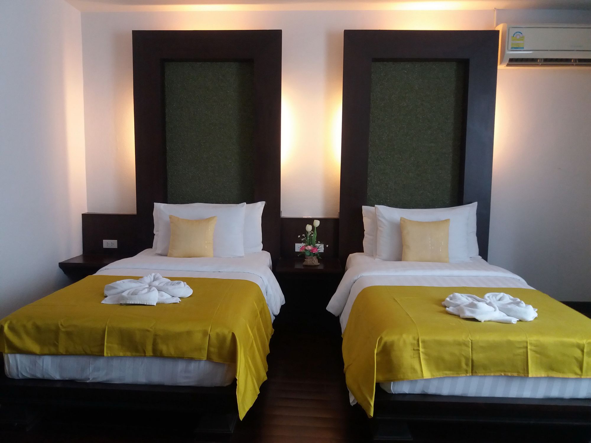 Nicha Hua Hin