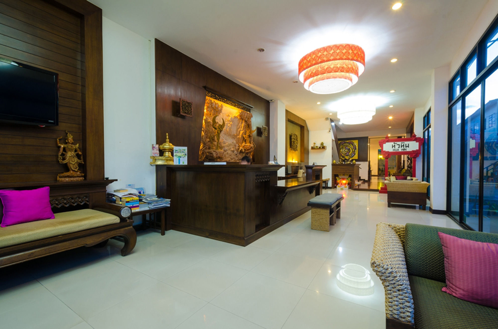 Nicha Hua Hin