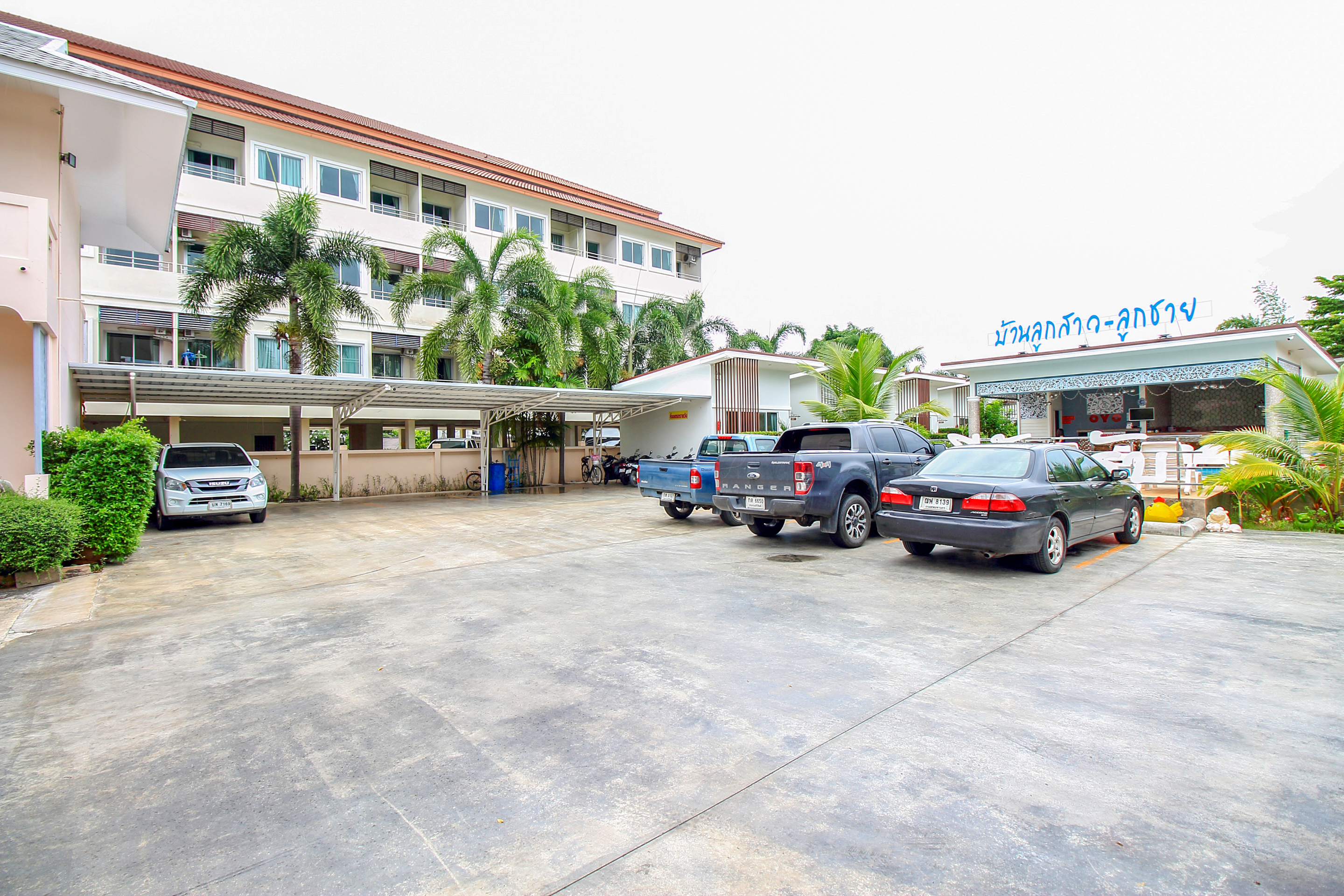 Baan Loksouylokchay by OYO Rooms
