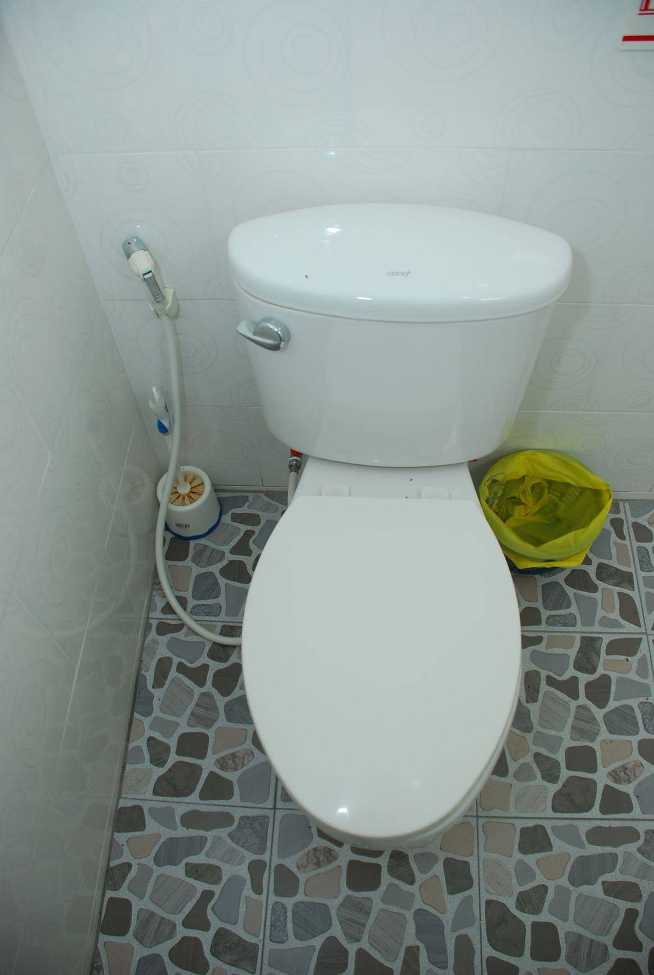 Perm Poon Sup Apartment