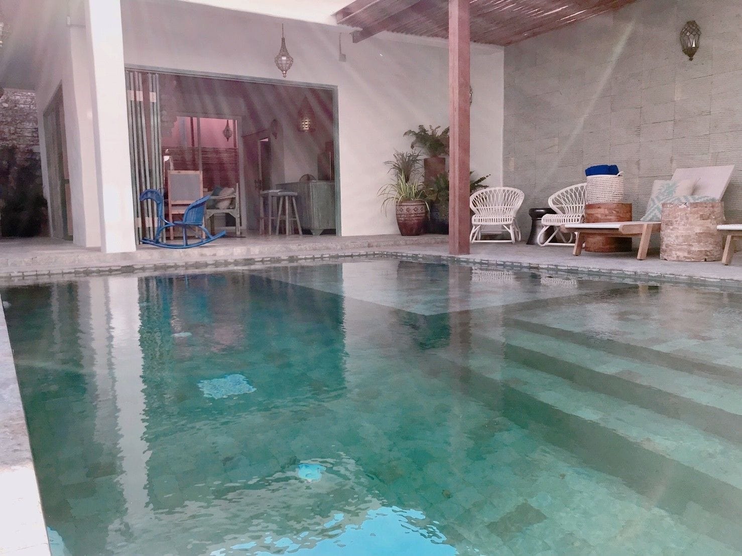 Pineapple Lazy Beach Villas