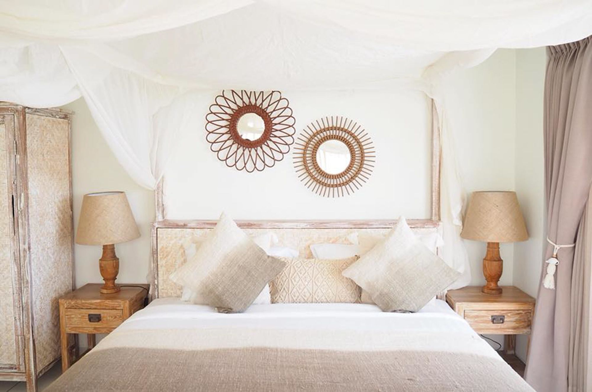 Pineapple Lazy Beach Villas
