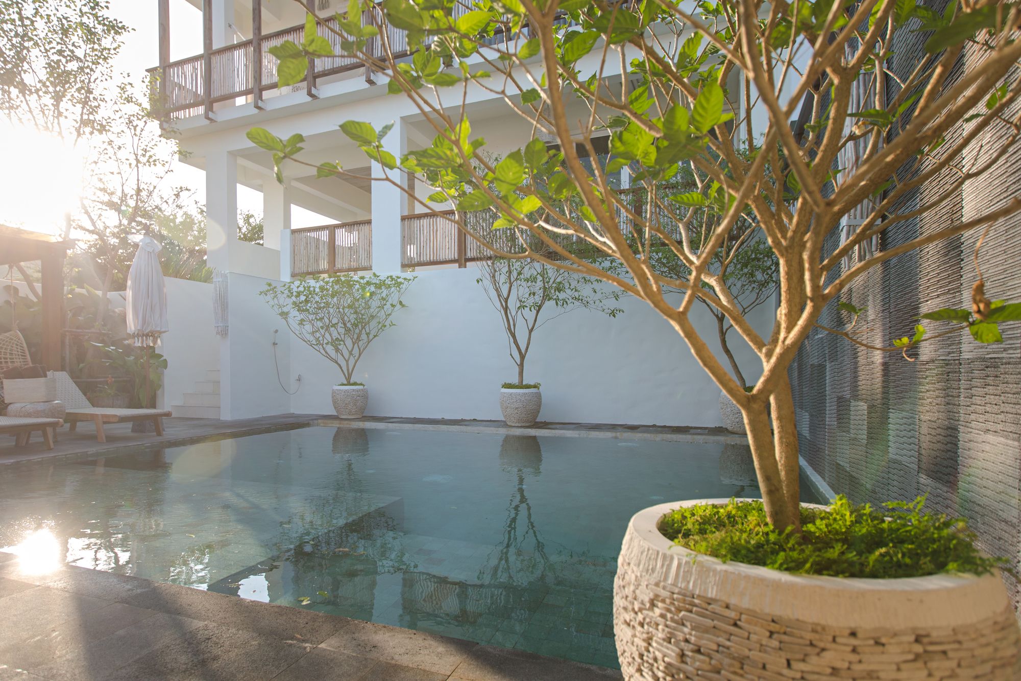 Pineapple Lazy Beach Villas