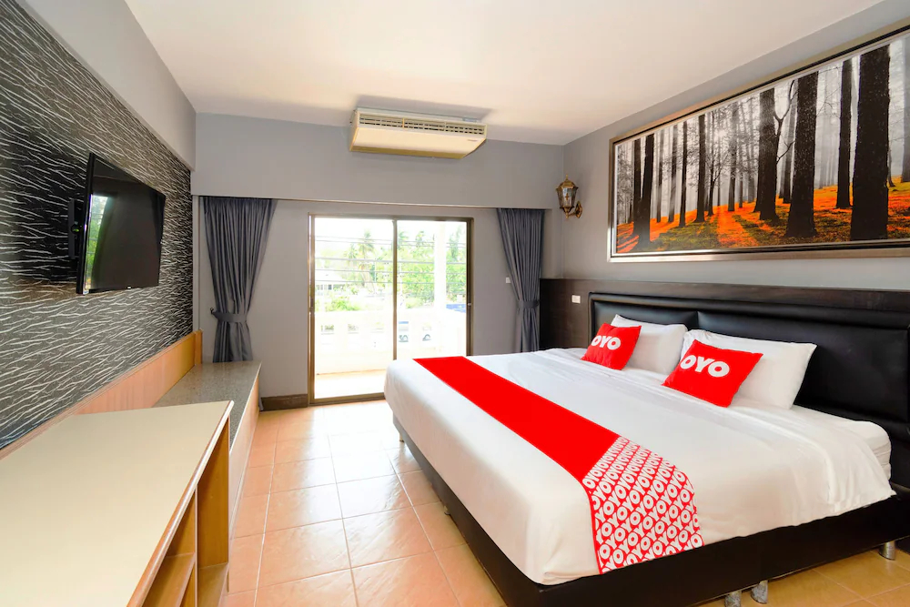 Pom Pom Residence by OYO Rooms