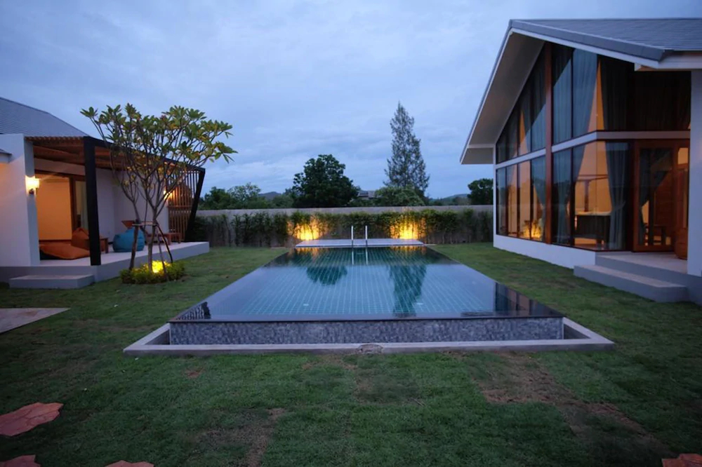 Proud Villa Huahin Resort