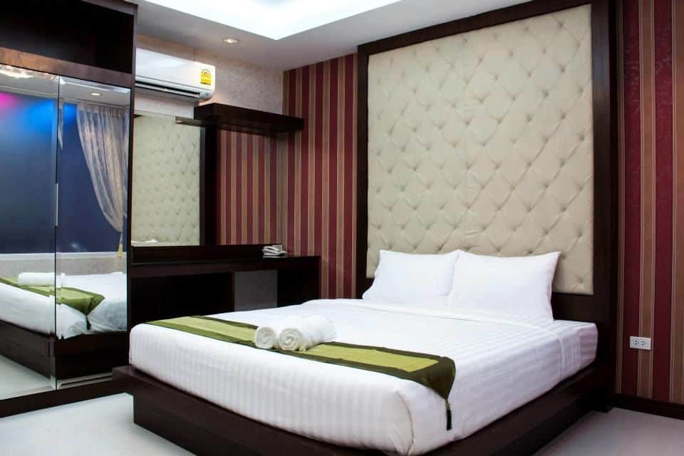 Roses Huahin