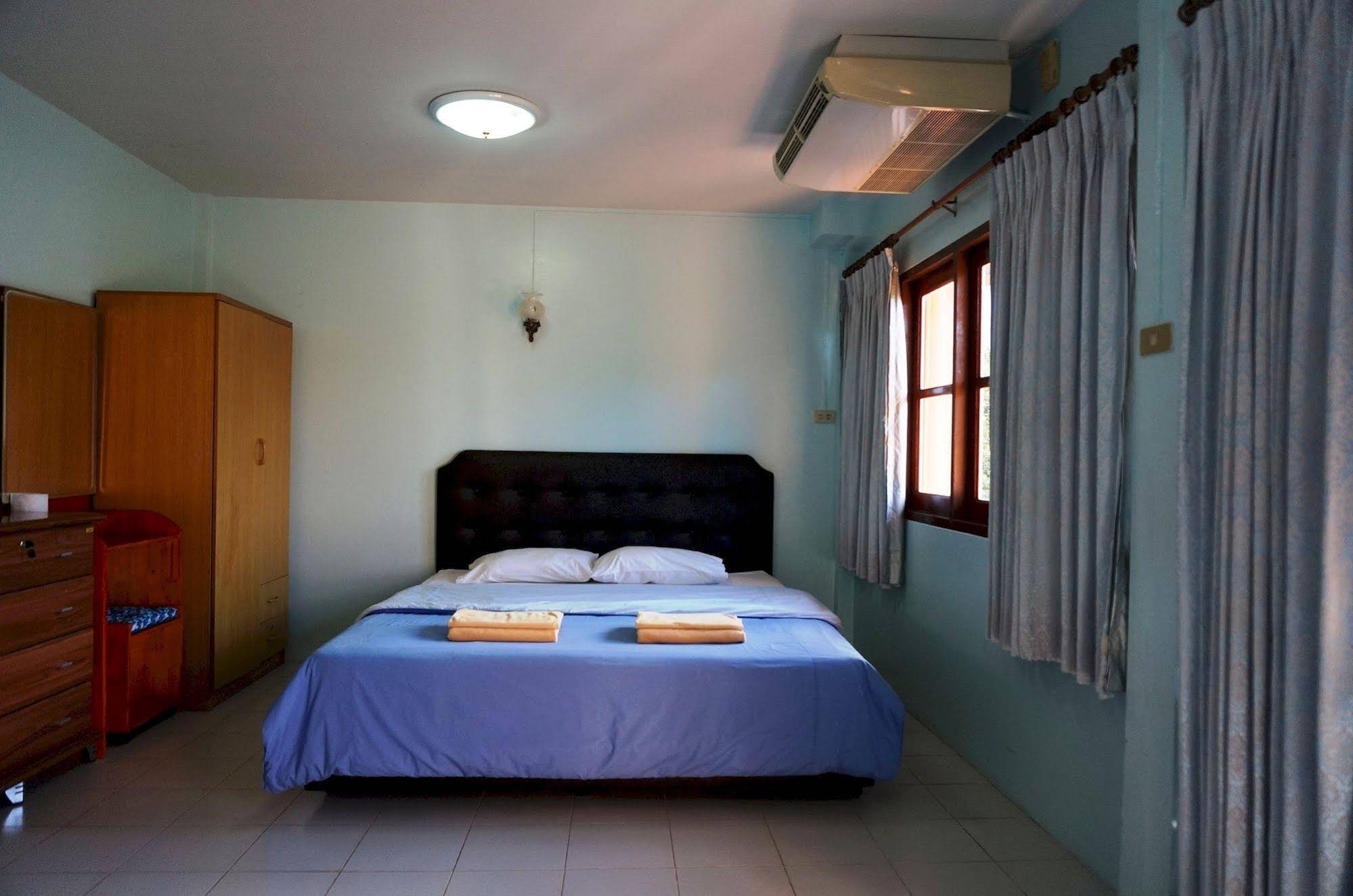 Royal Beach Hotel