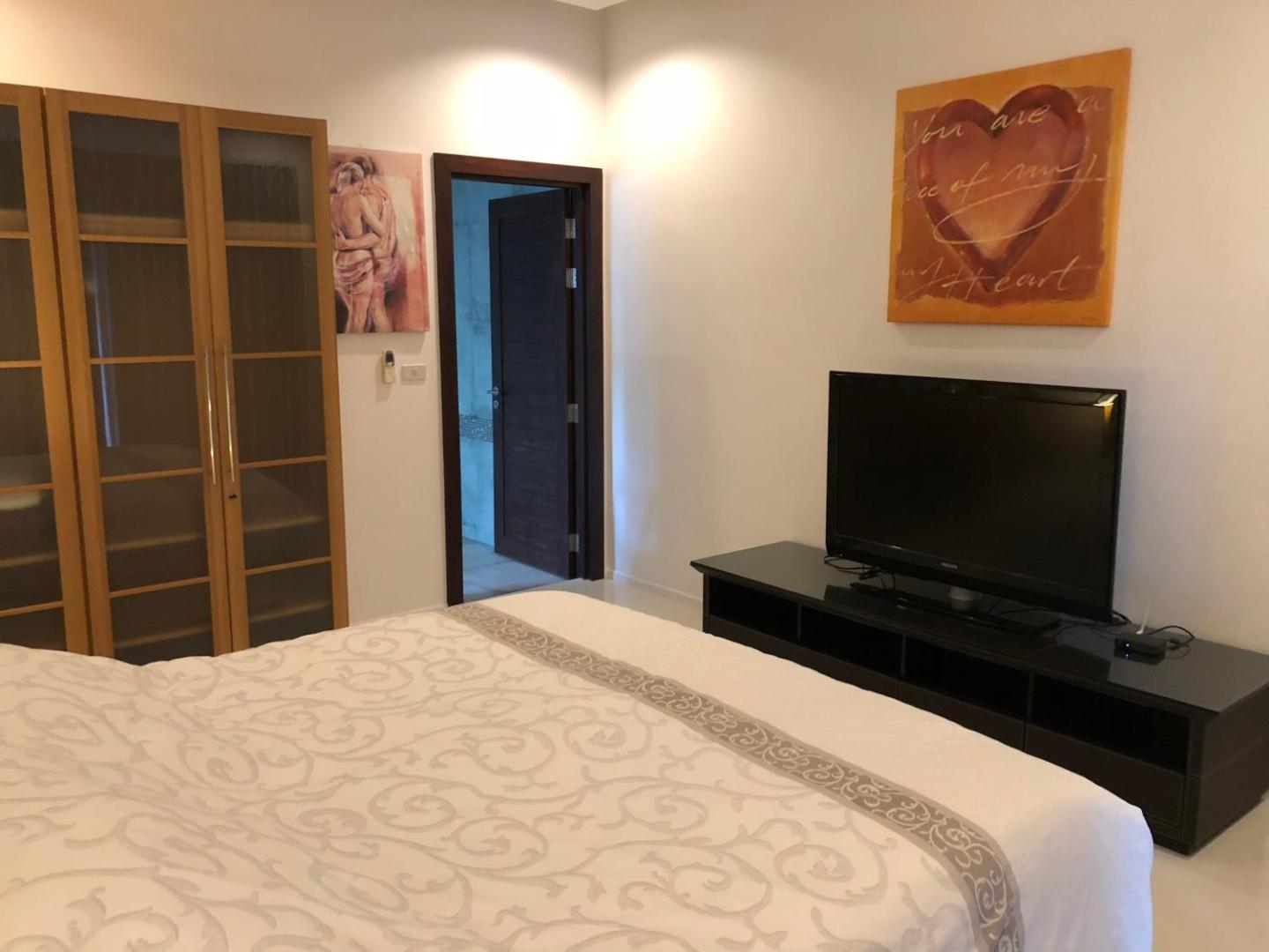 Sea Breeze Villas Hua Hin