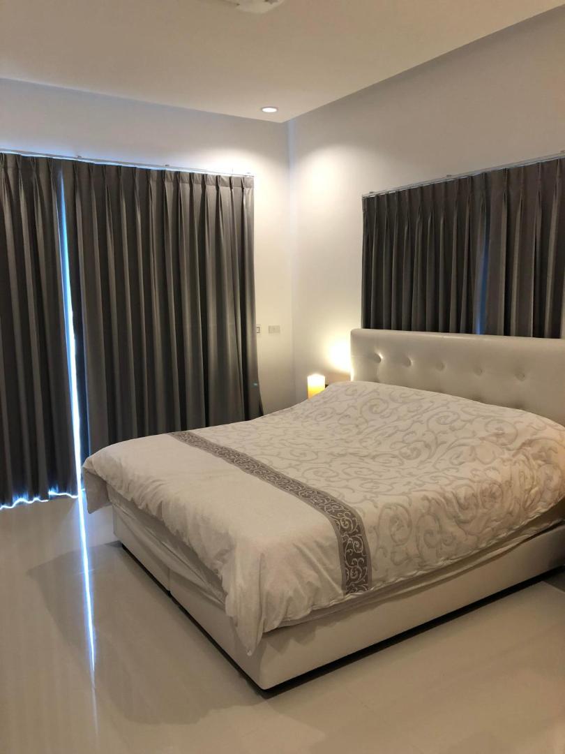 Sea Breeze Villas Hua Hin