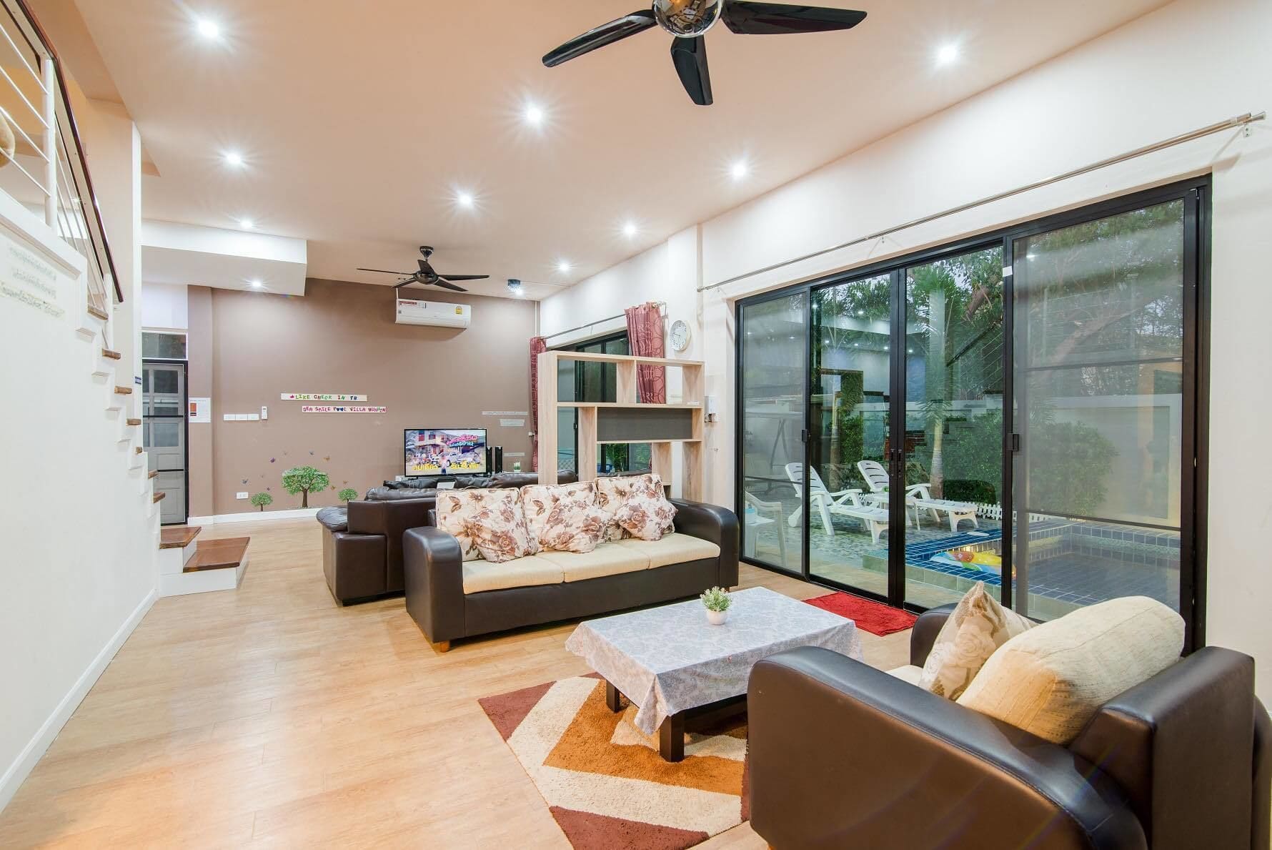 Sea Smile Pool Villa Hua Hin