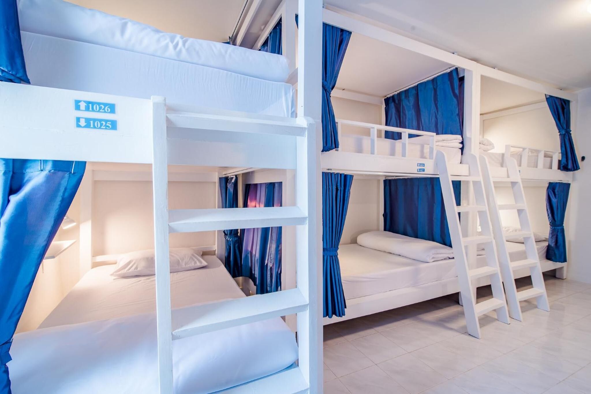 SleepEasy Beach Hostel Huahin
