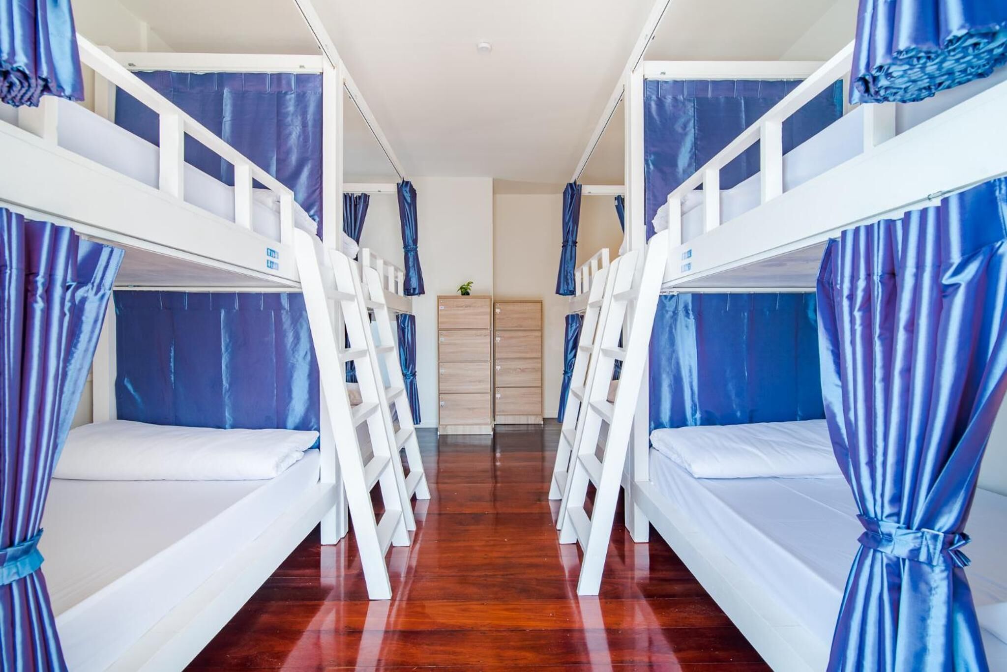 SleepEasy Beach Hostel Huahin