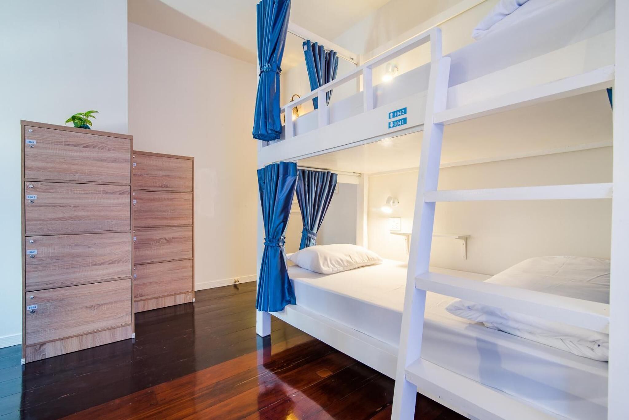 SleepEasy Beach Hostel Huahin