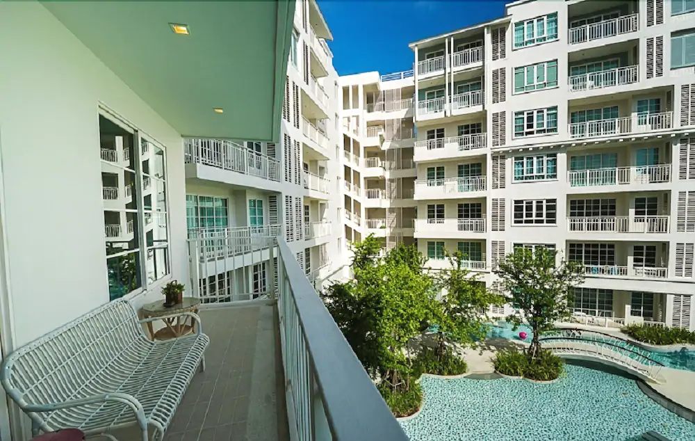 Summer Huahin Condo by Dome