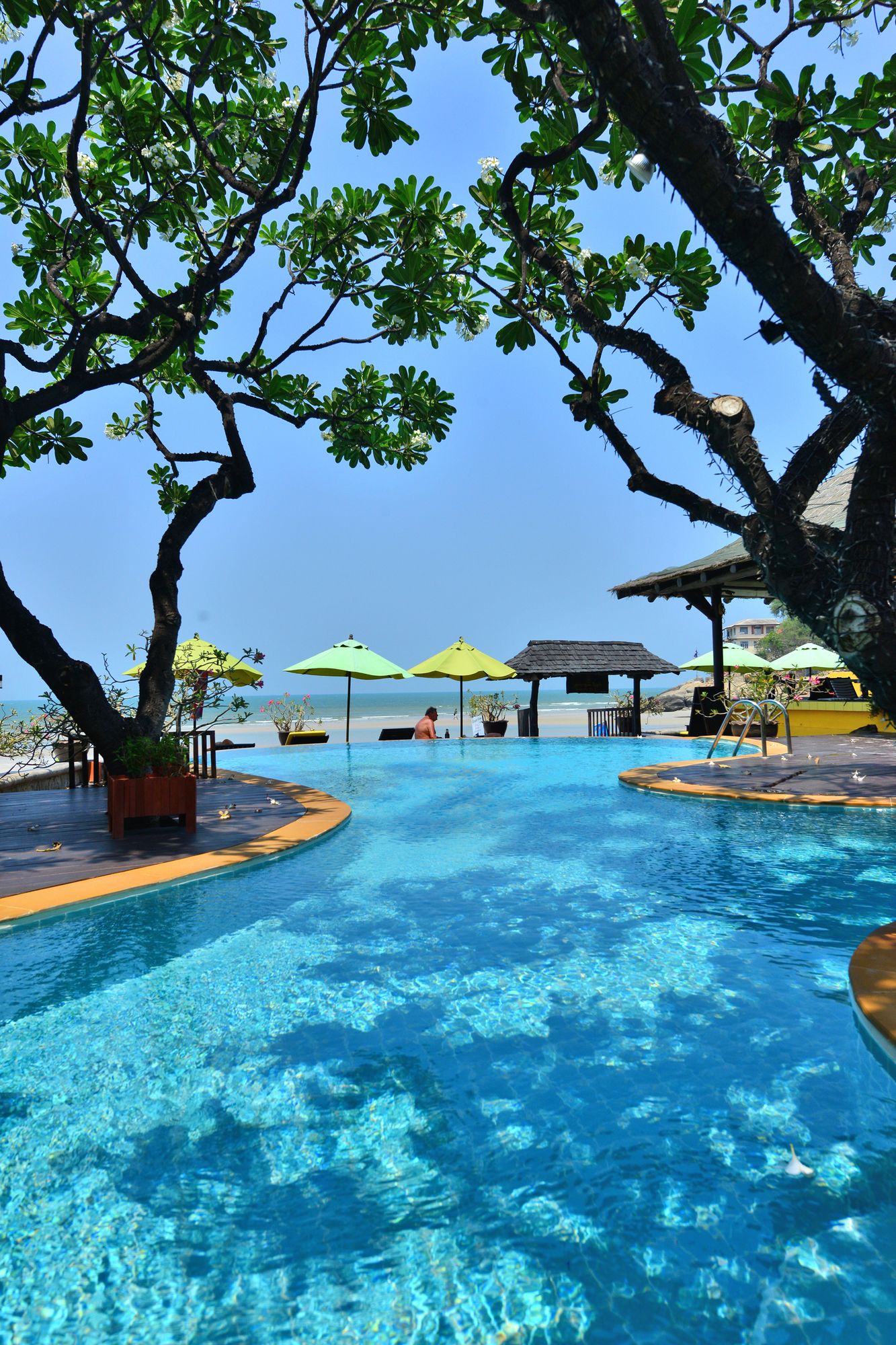 Supatra Hua Hin Resort