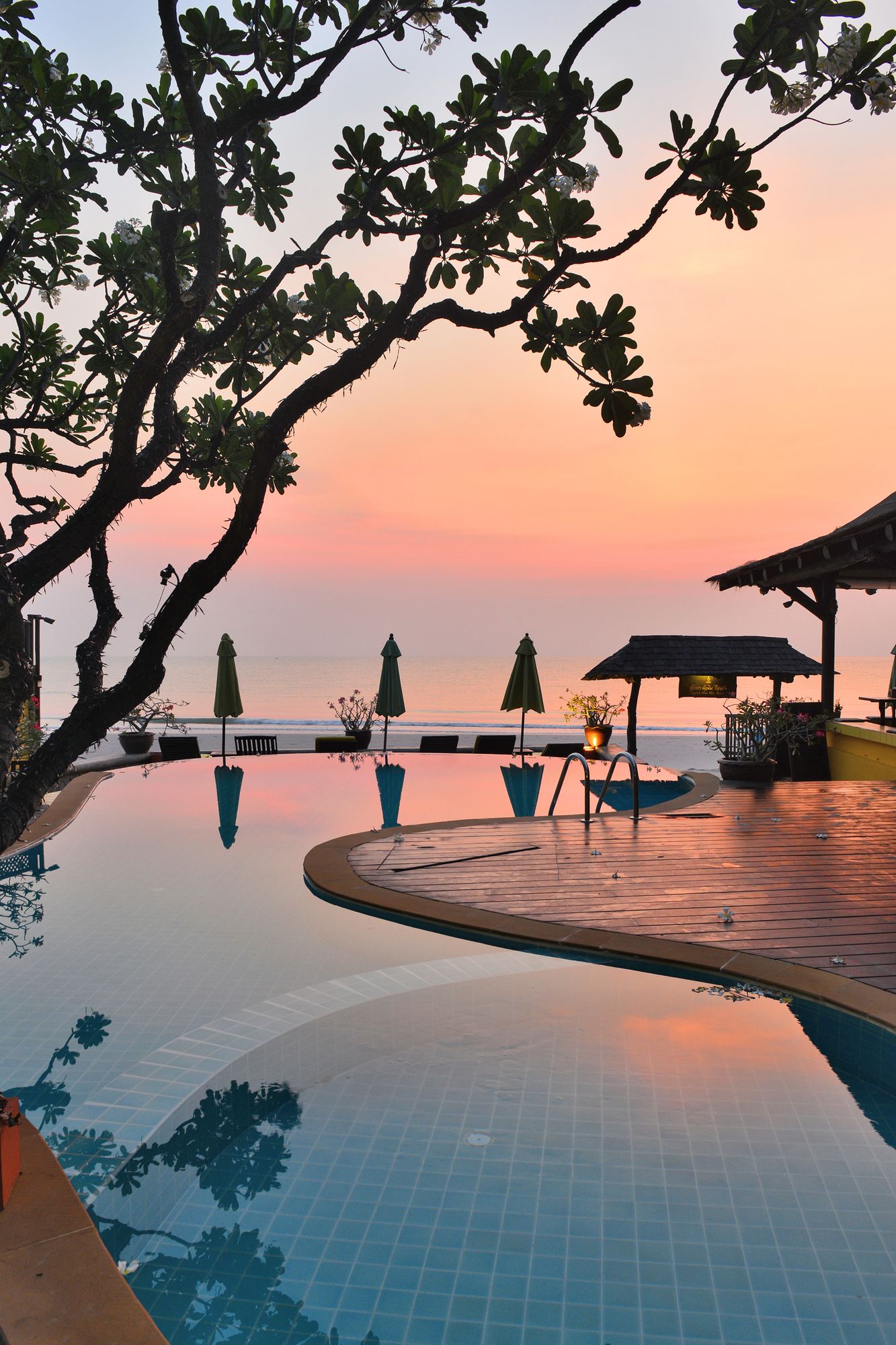Supatra Hua Hin Resort