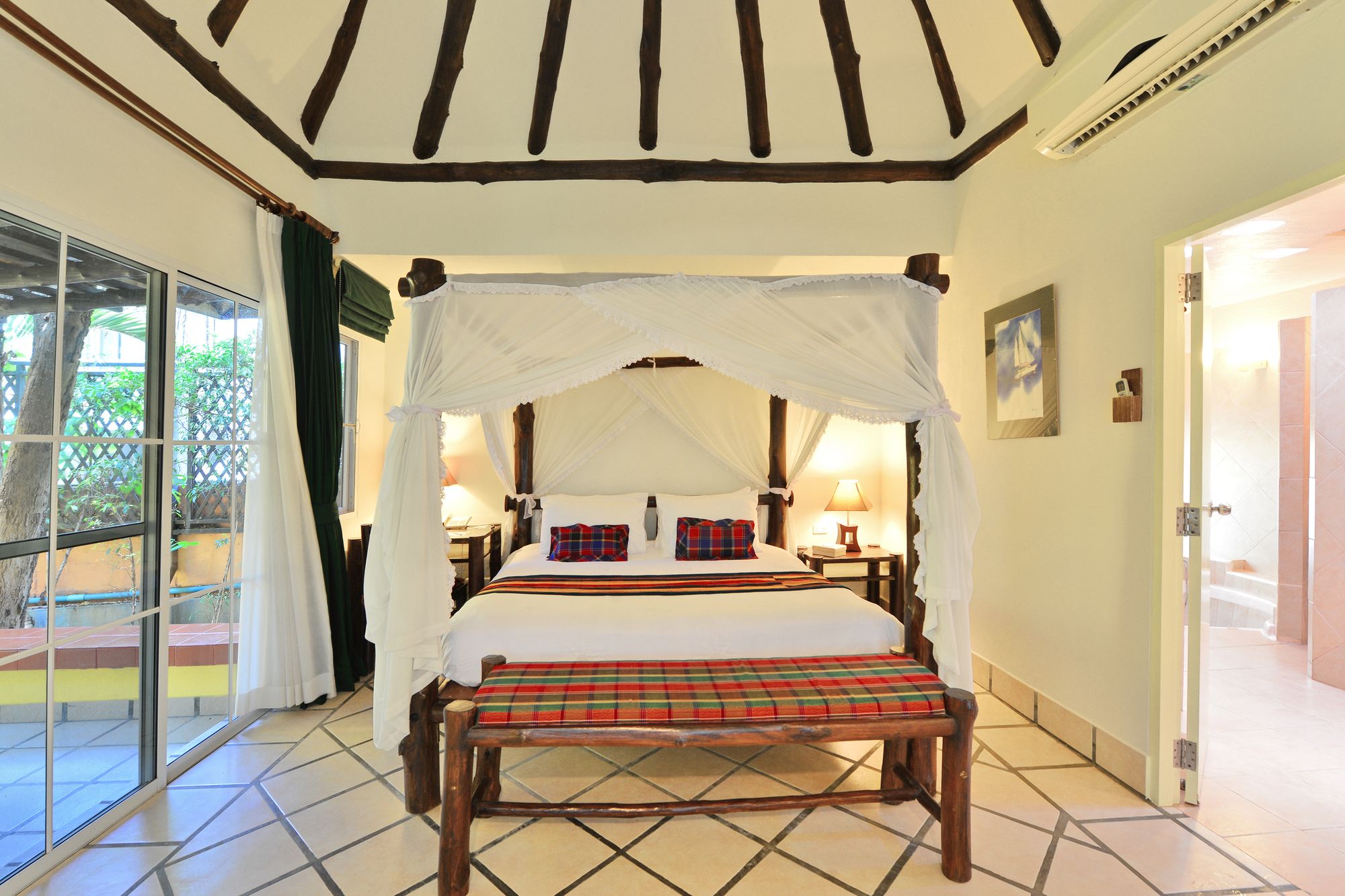Supatra Hua Hin Resort