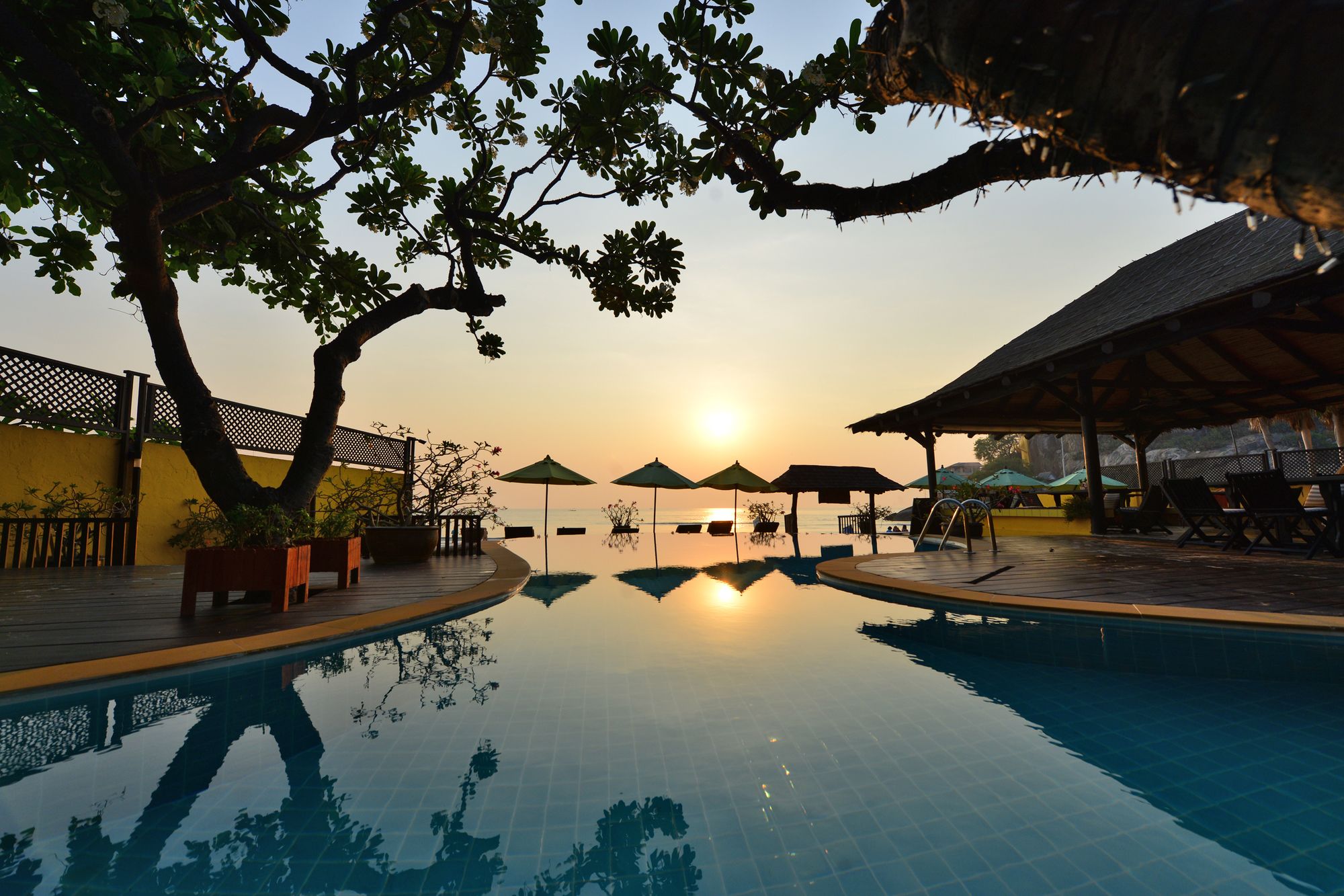 Supatra Hua Hin Resort