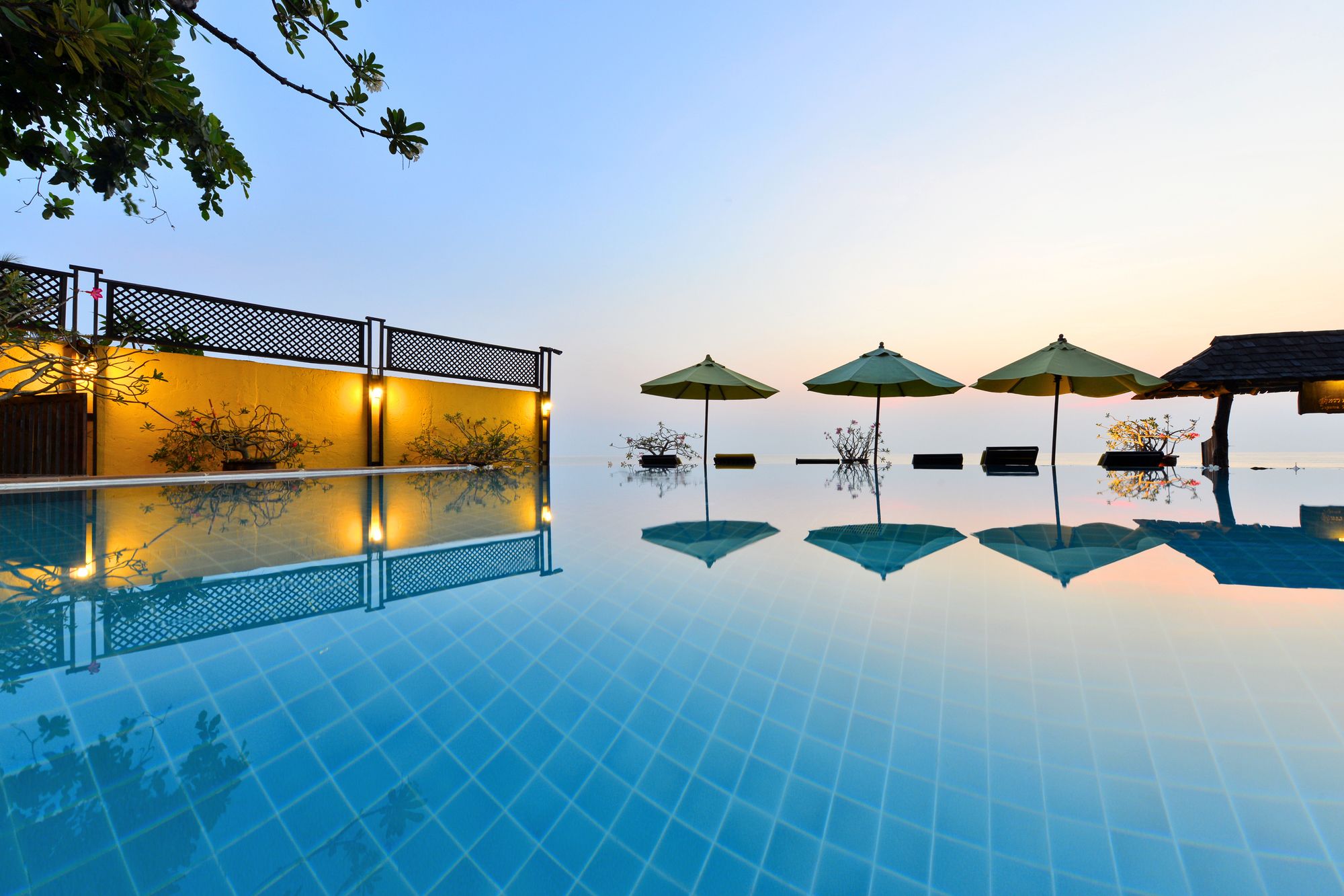 Supatra Hua Hin Resort