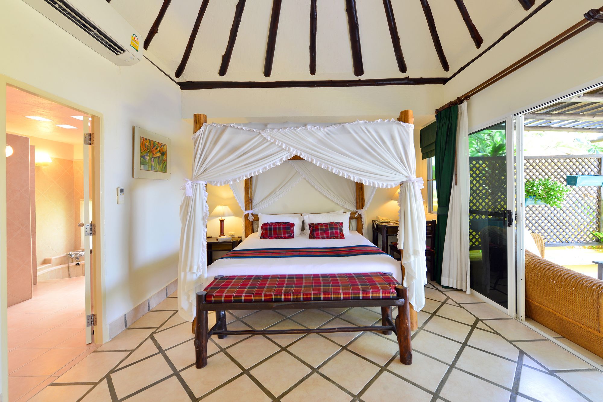 Supatra Hua Hin Resort