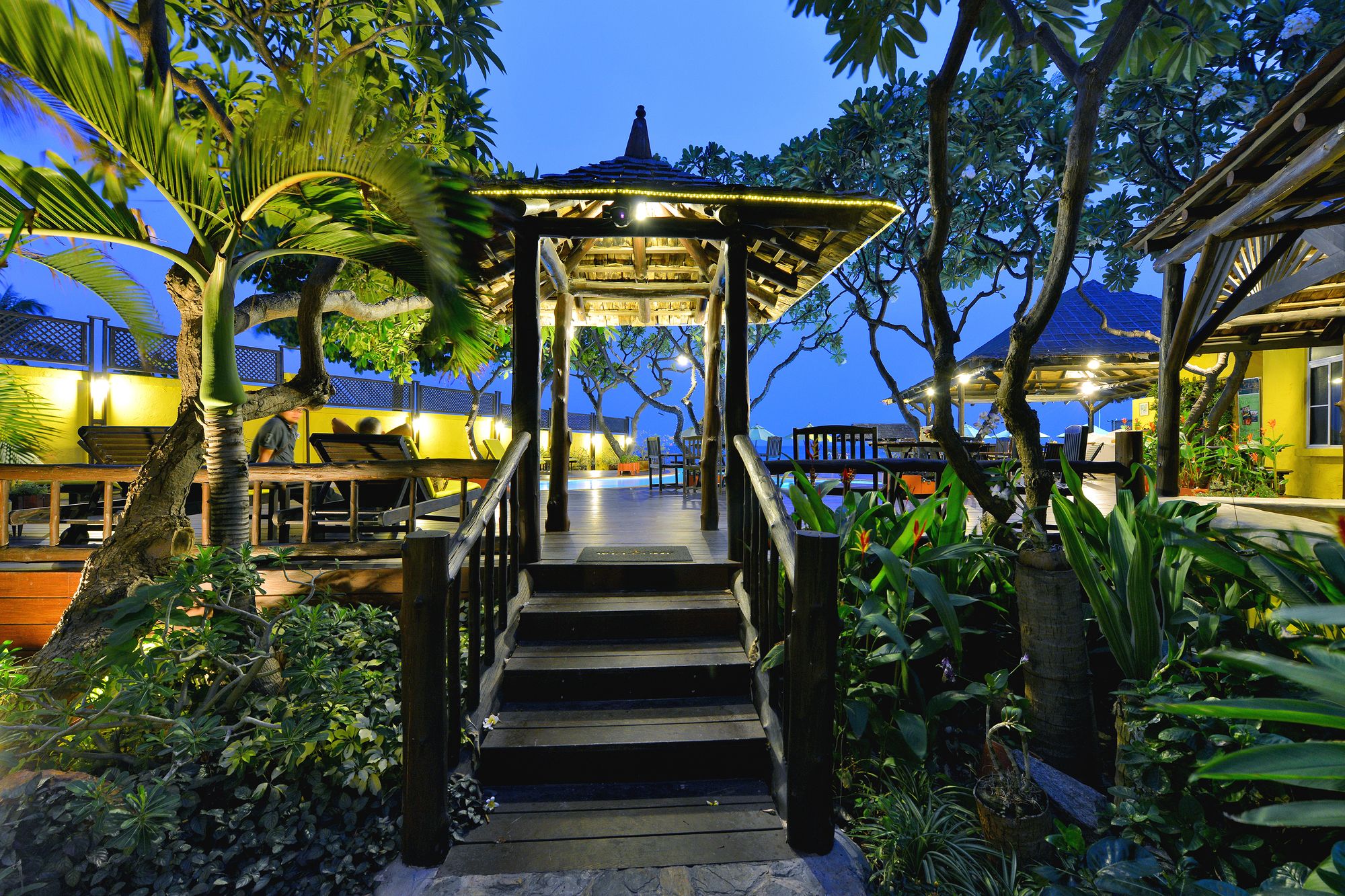 Supatra Hua Hin Resort