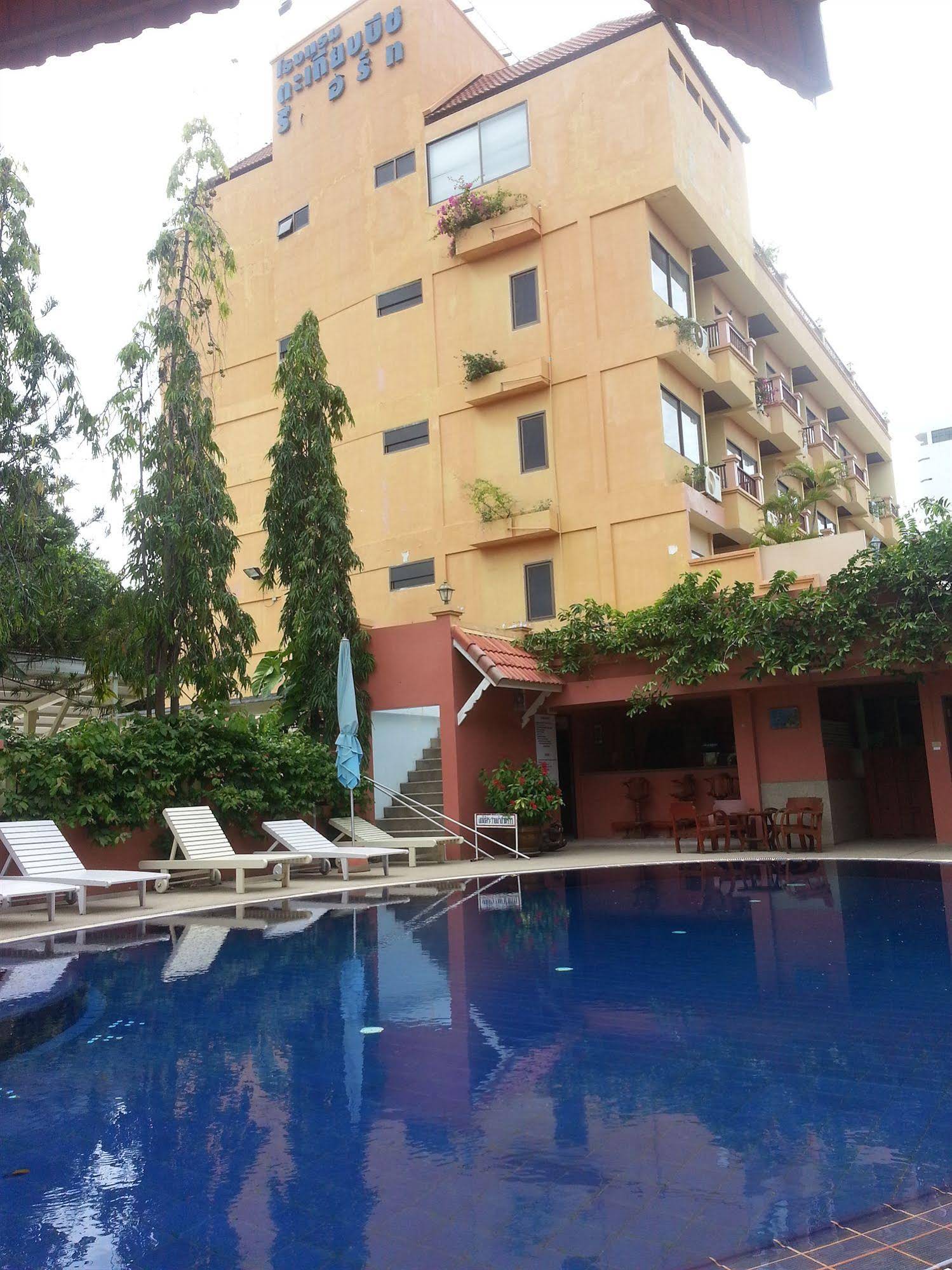 Ta-Kiab Beach Resort