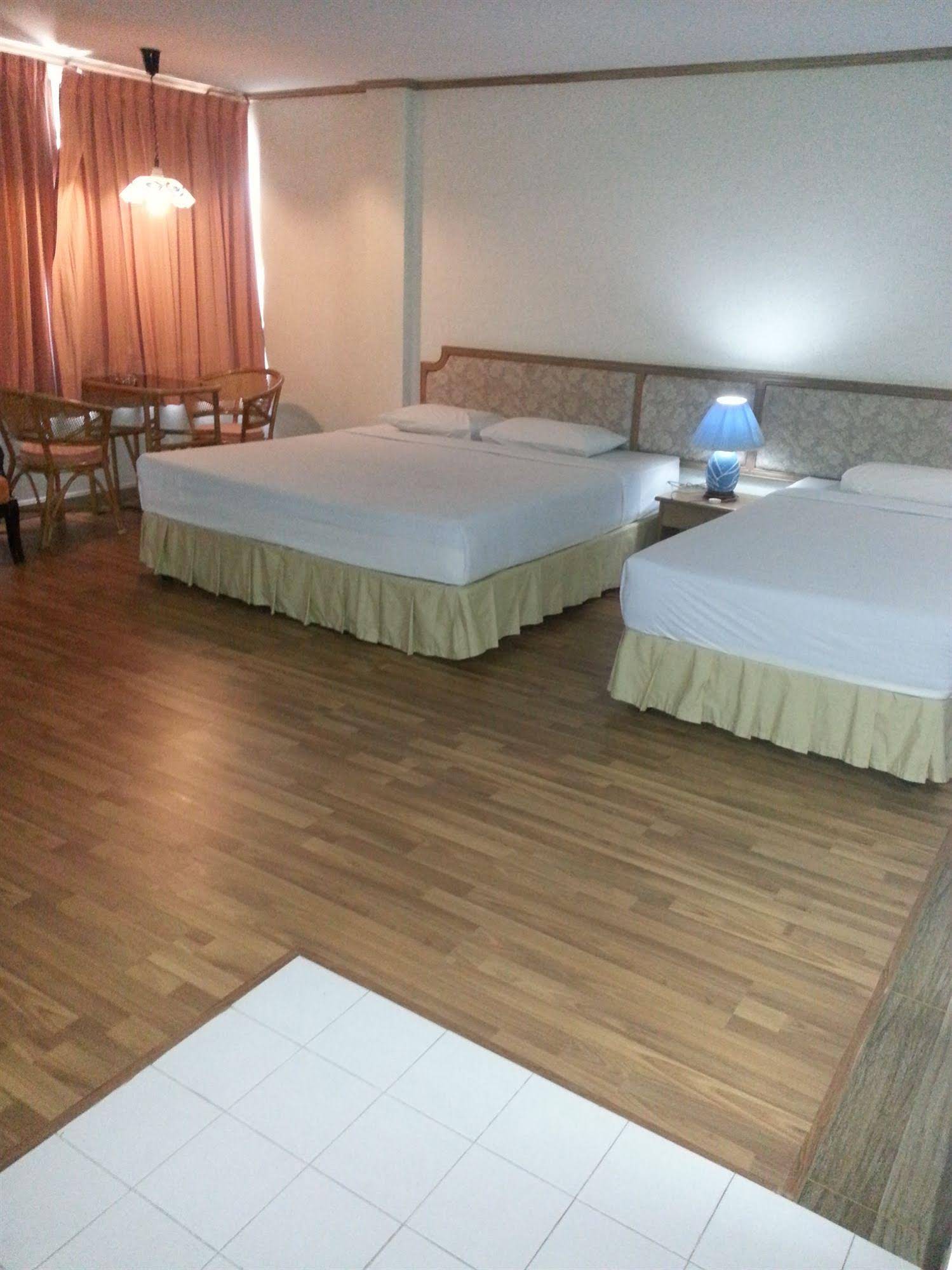Ta-Kiab Beach Resort
