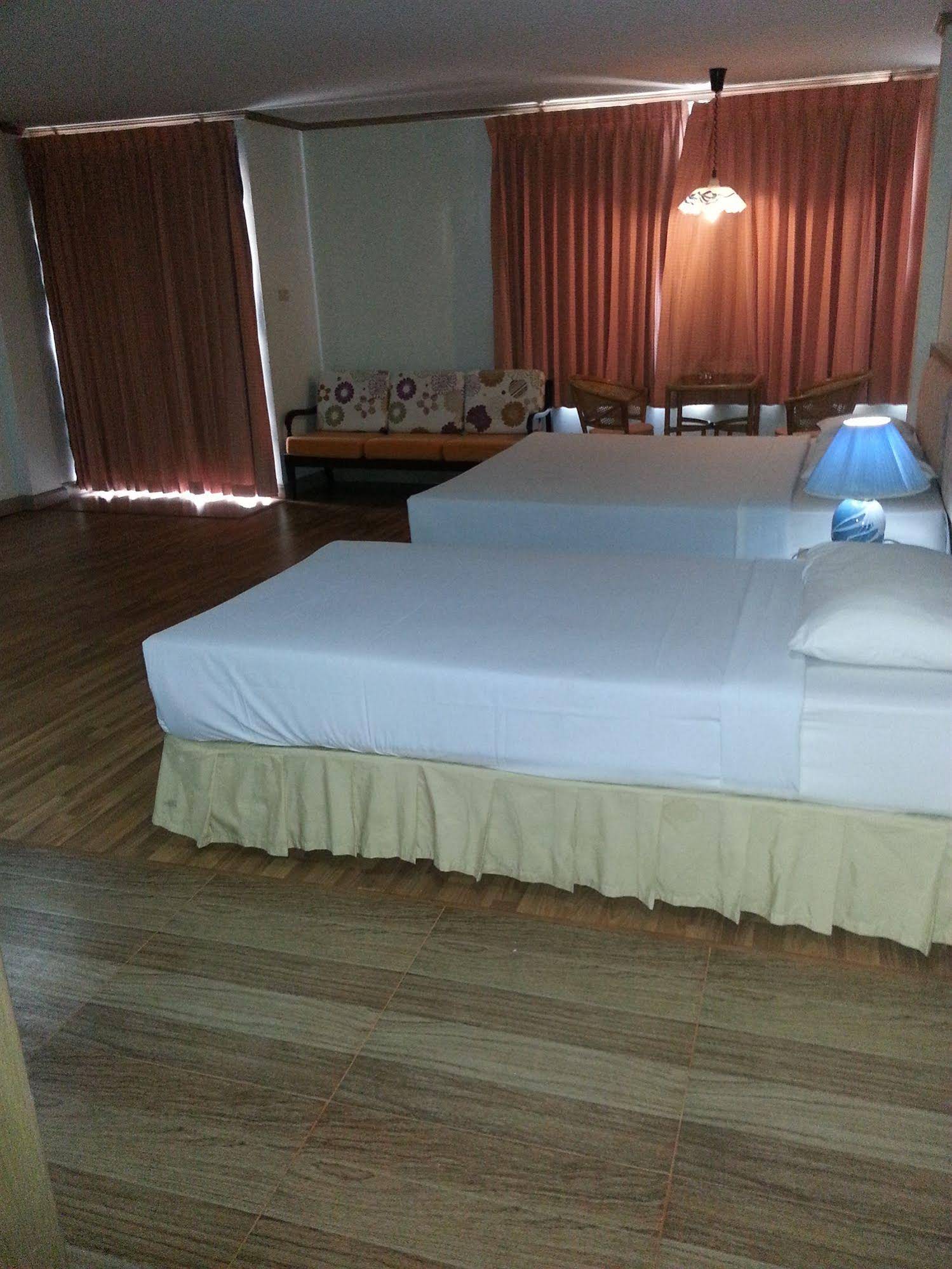 Ta-Kiab Beach Resort