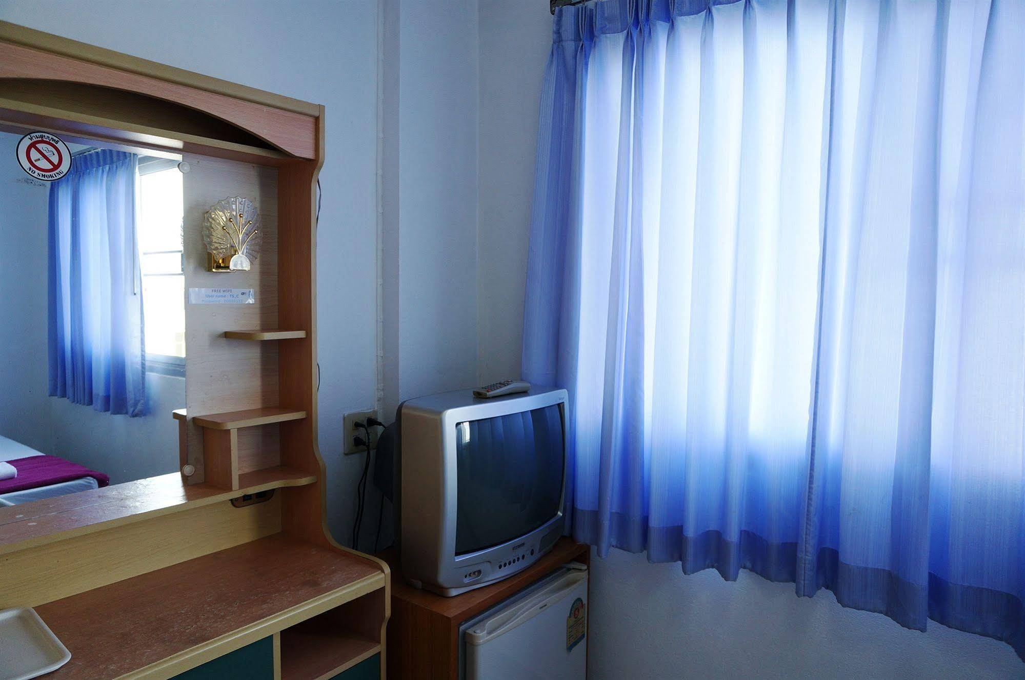 Thasanee Guesthouse