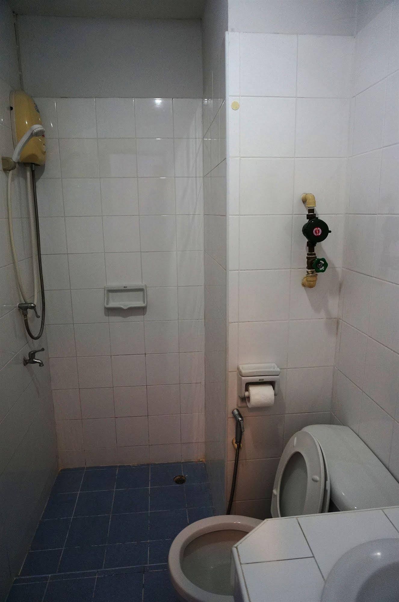 Thasanee Guesthouse