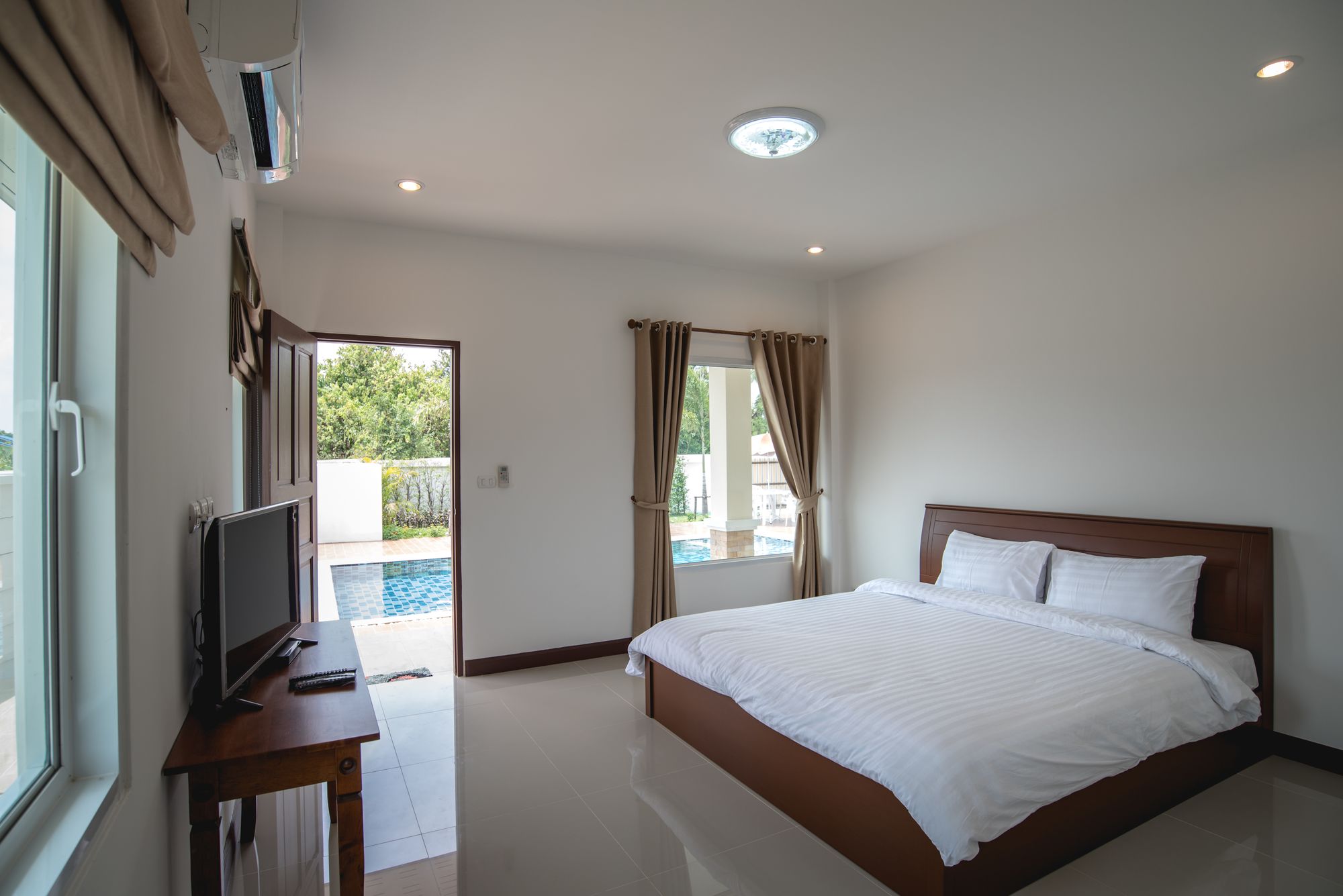 The Legacy Huahin Pool Villa