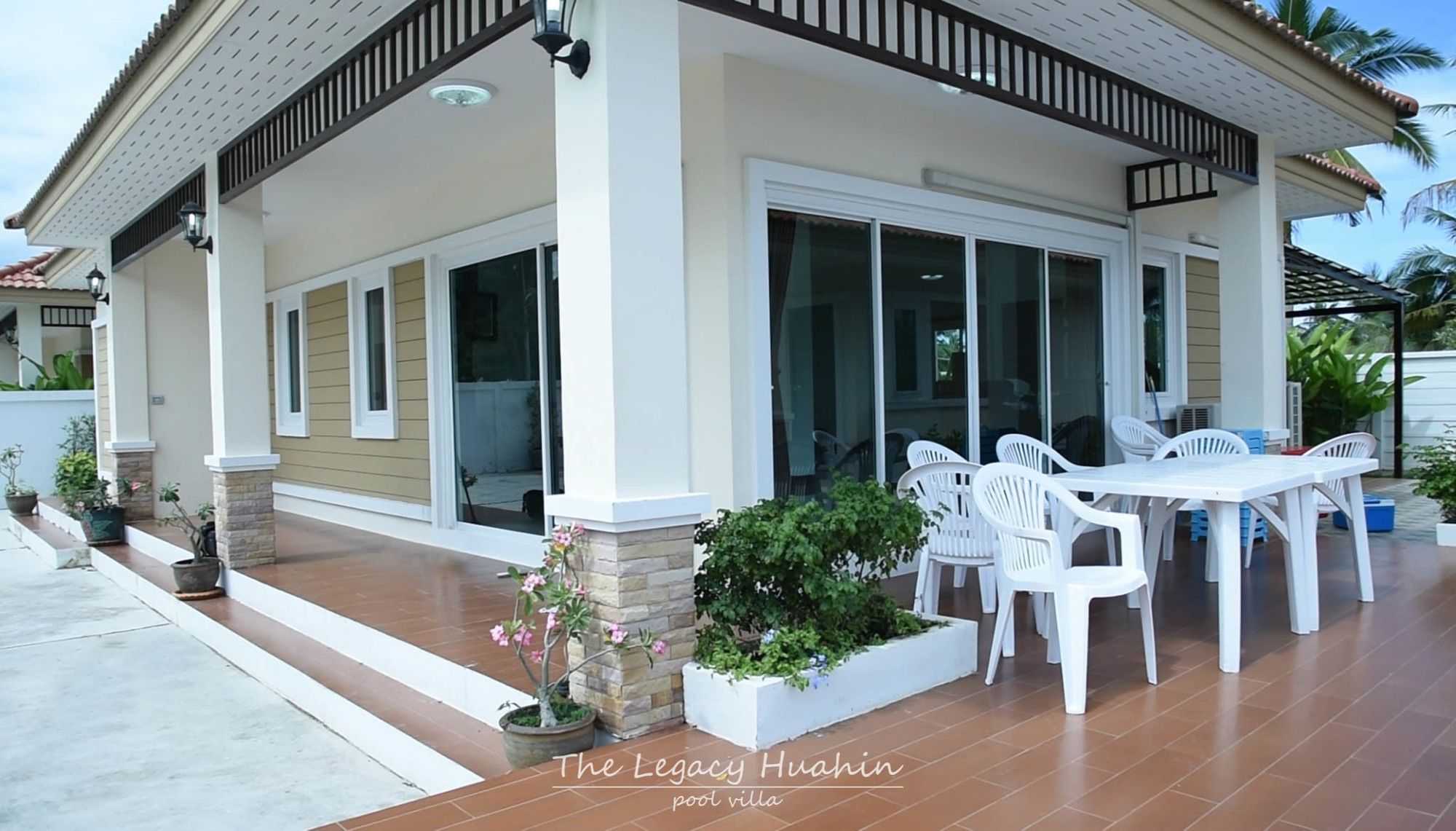 The Legacy Huahin Pool Villa