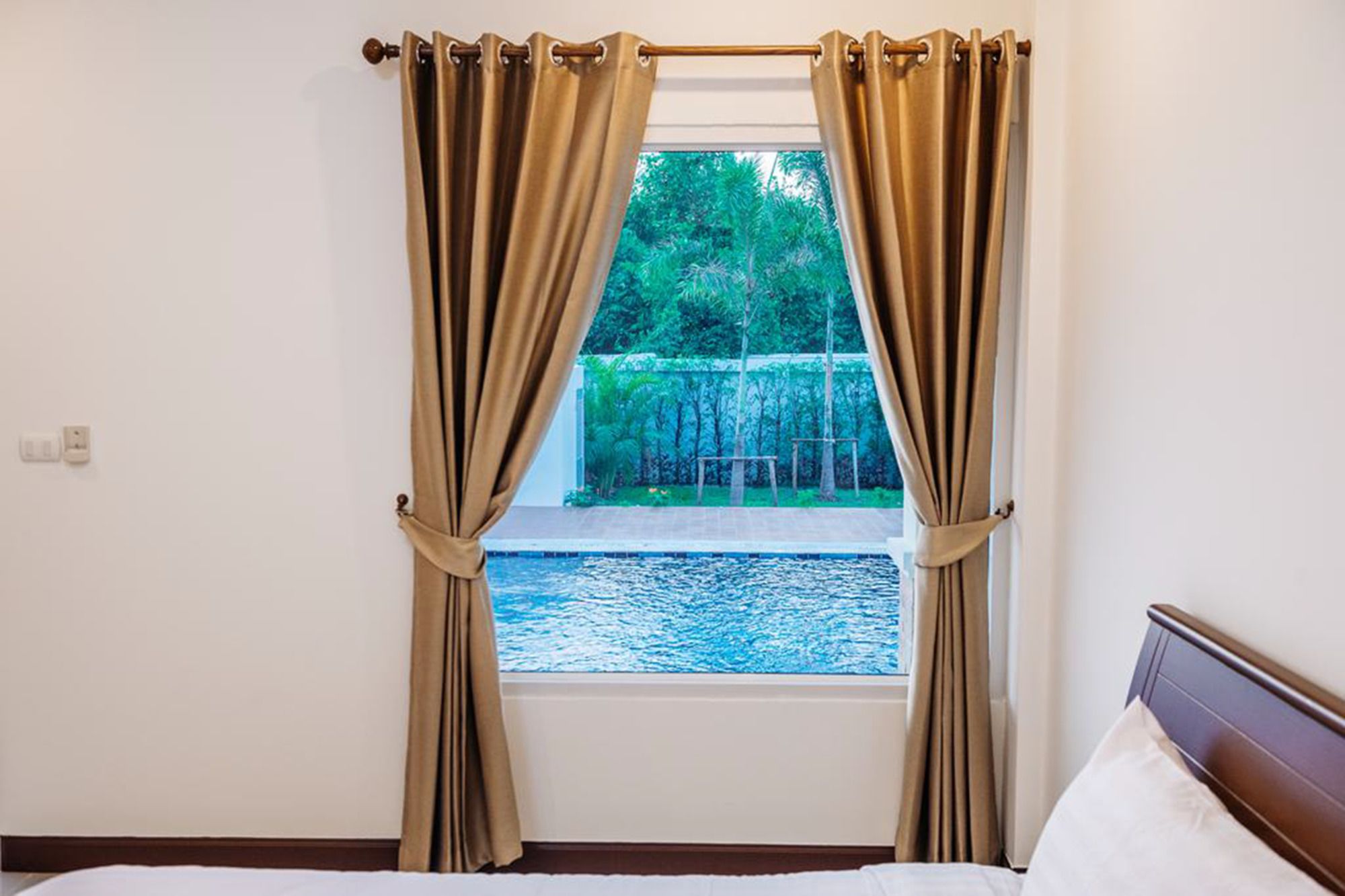 The Legacy Huahin Pool Villa