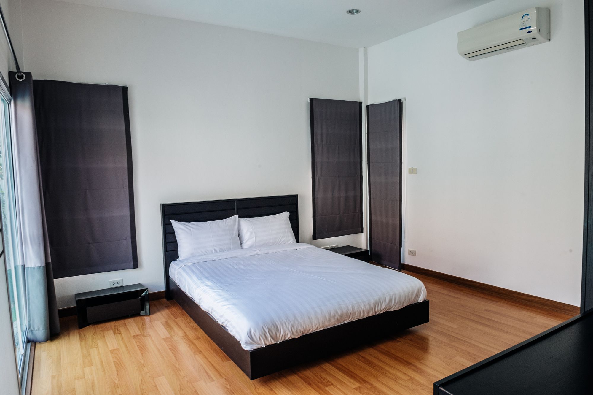 The Legacy Huahin Pool Villa