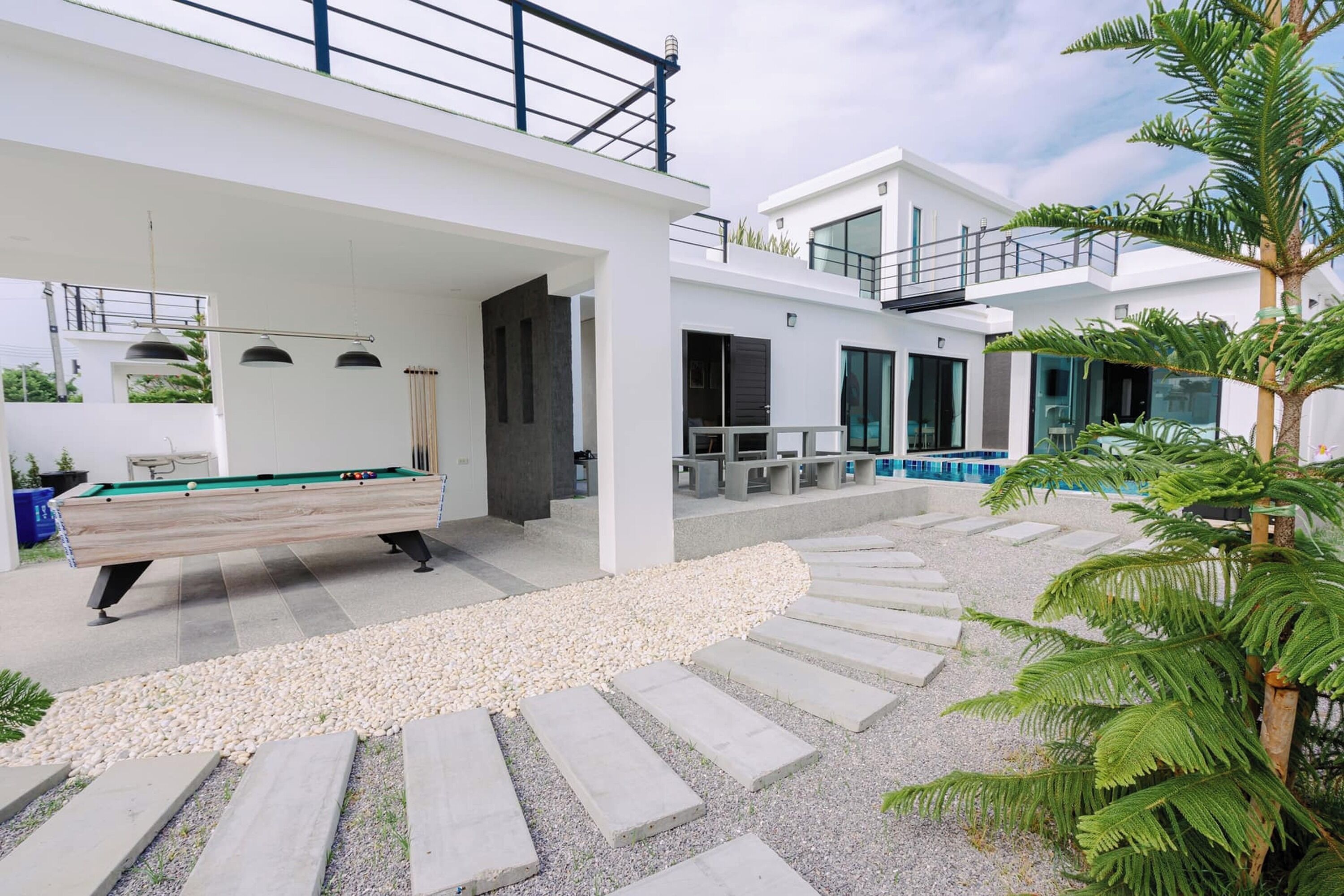 The Modern Pool Villa Hua Hin