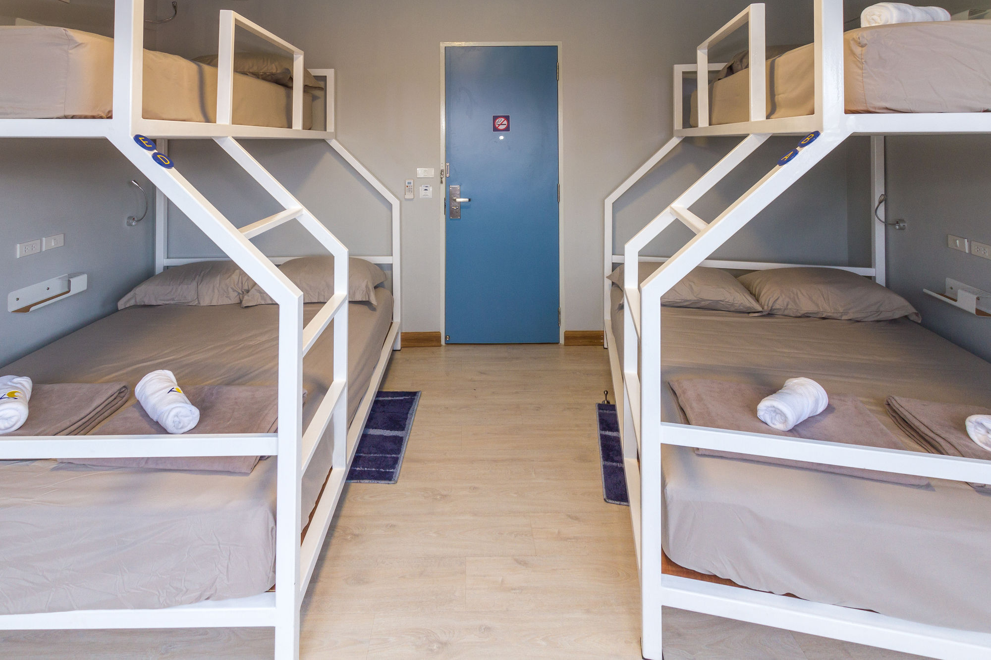 The Moon Hostel Hua Hin