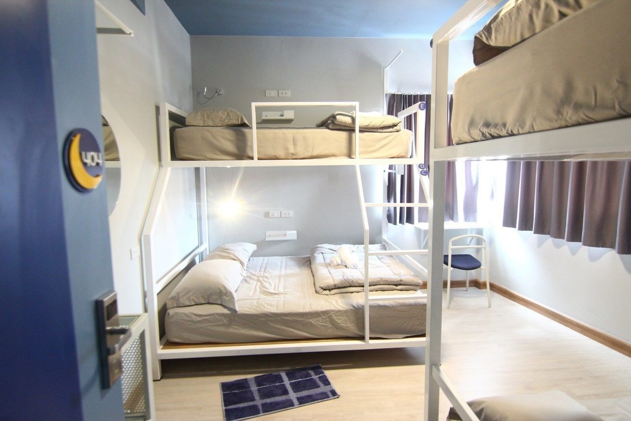 The Moon Hostel Hua Hin