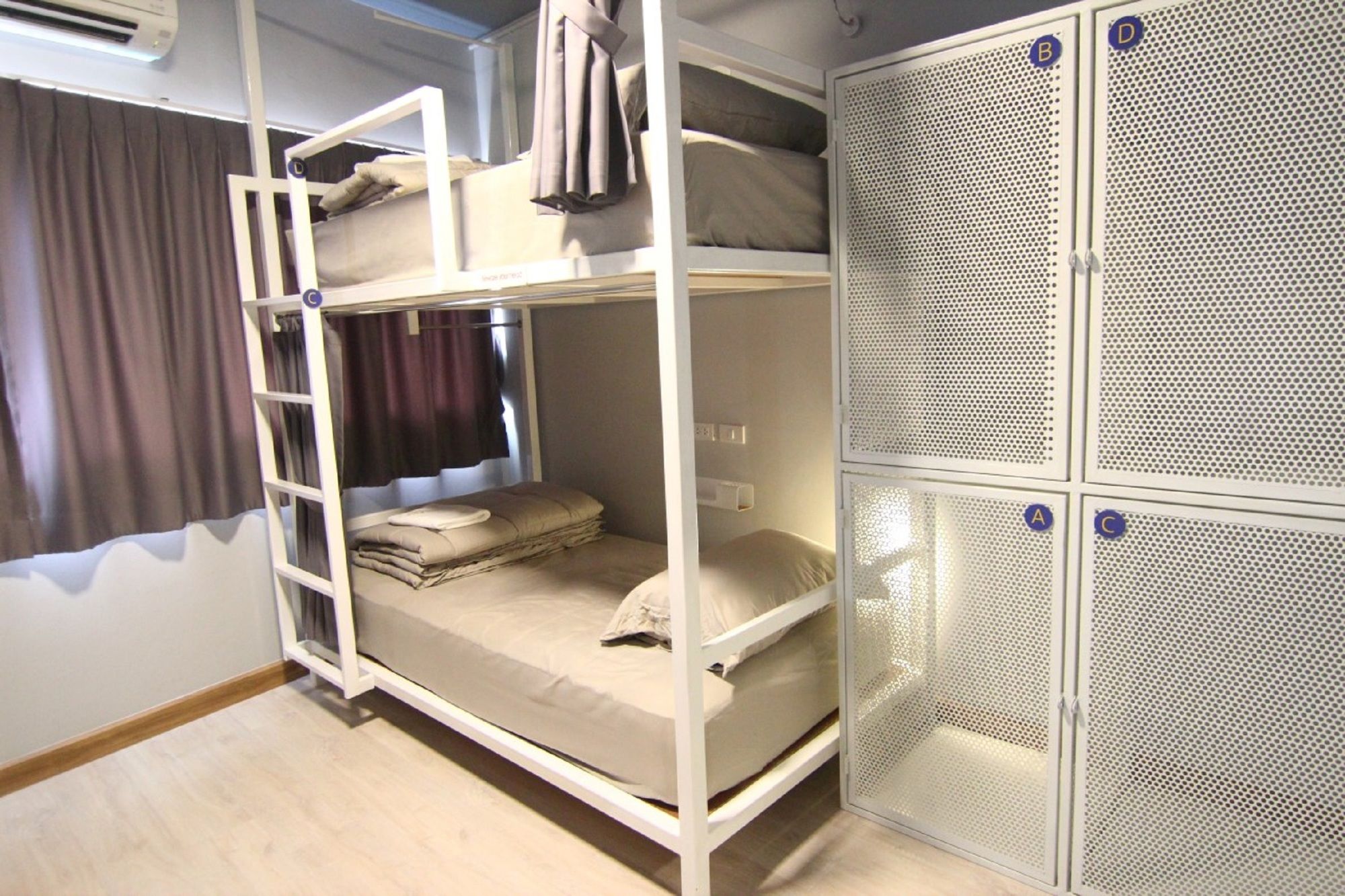 The Moon Hostel Hua Hin