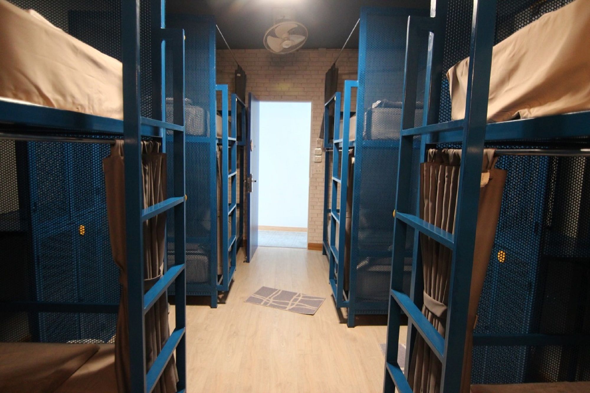 The Moon Hostel Hua Hin