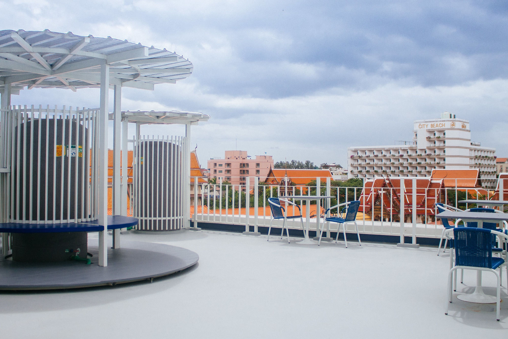 The Moon Hostel Hua Hin